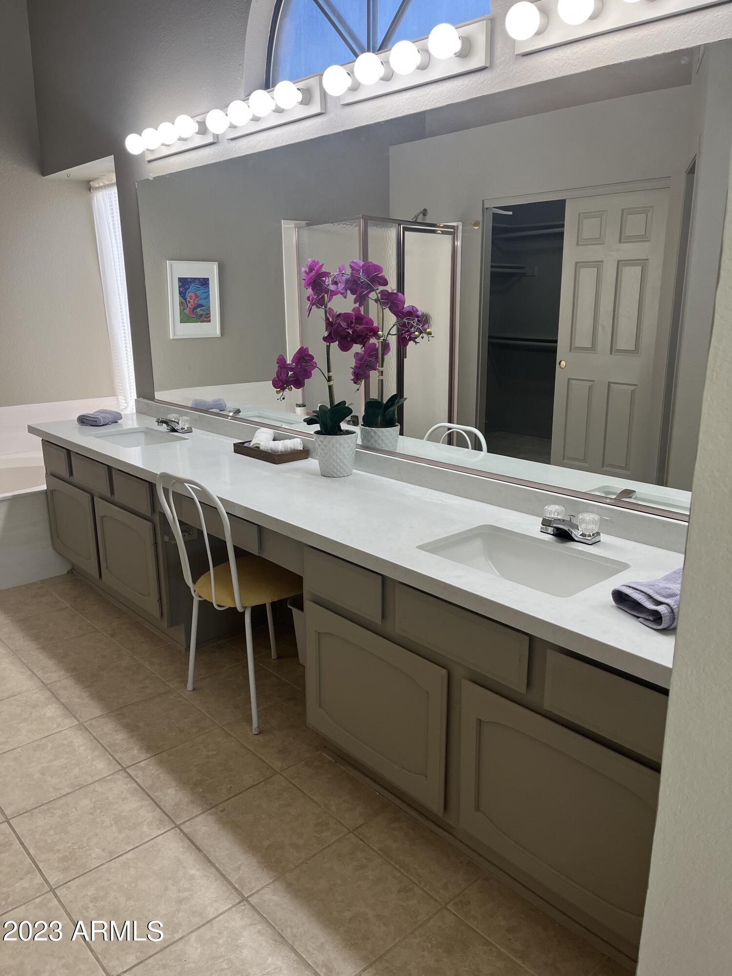8109 E WOLFBERRY Circle