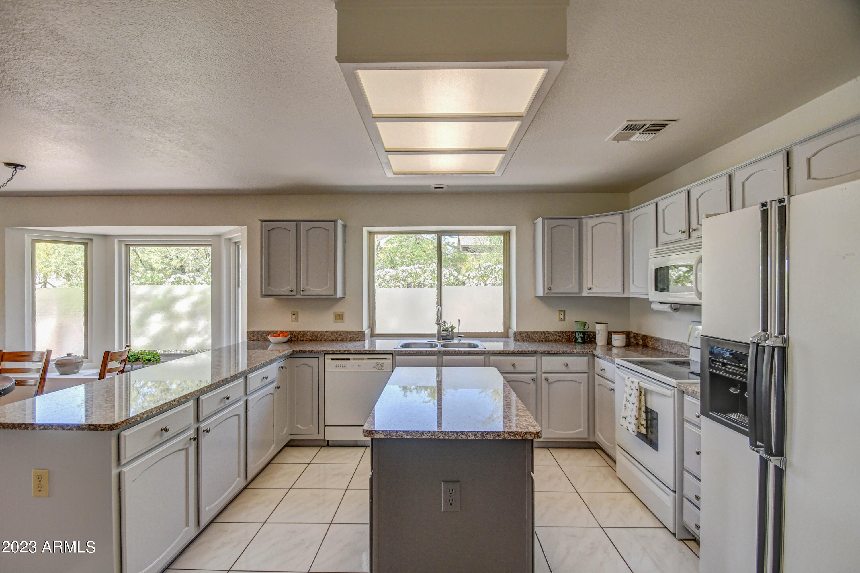 8109 E WOLFBERRY Circle