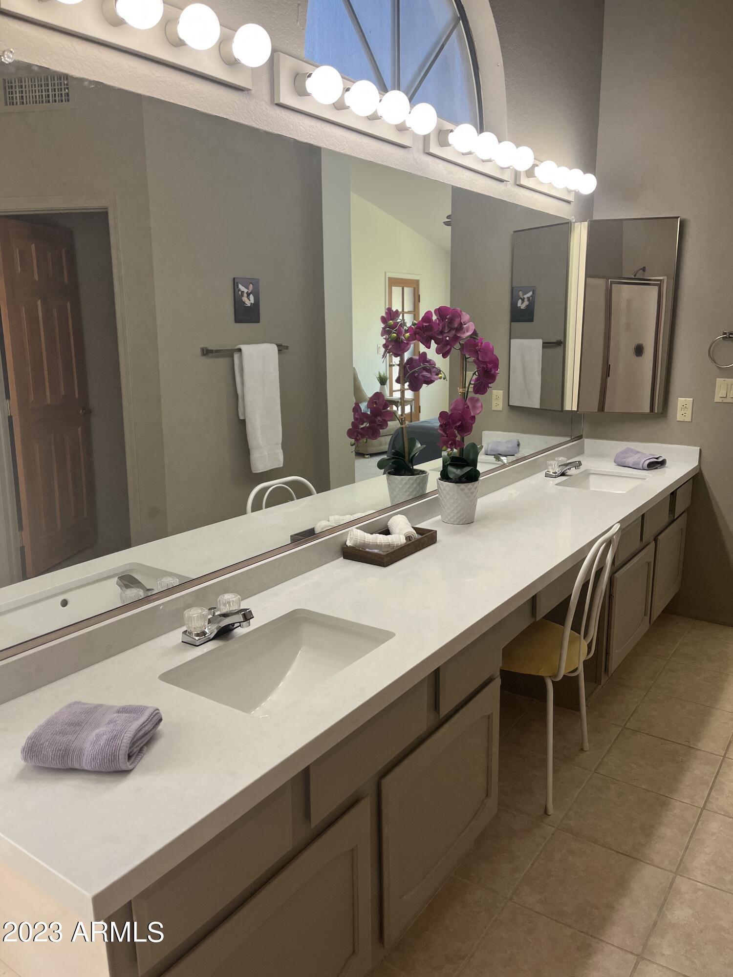8109 E WOLFBERRY Circle