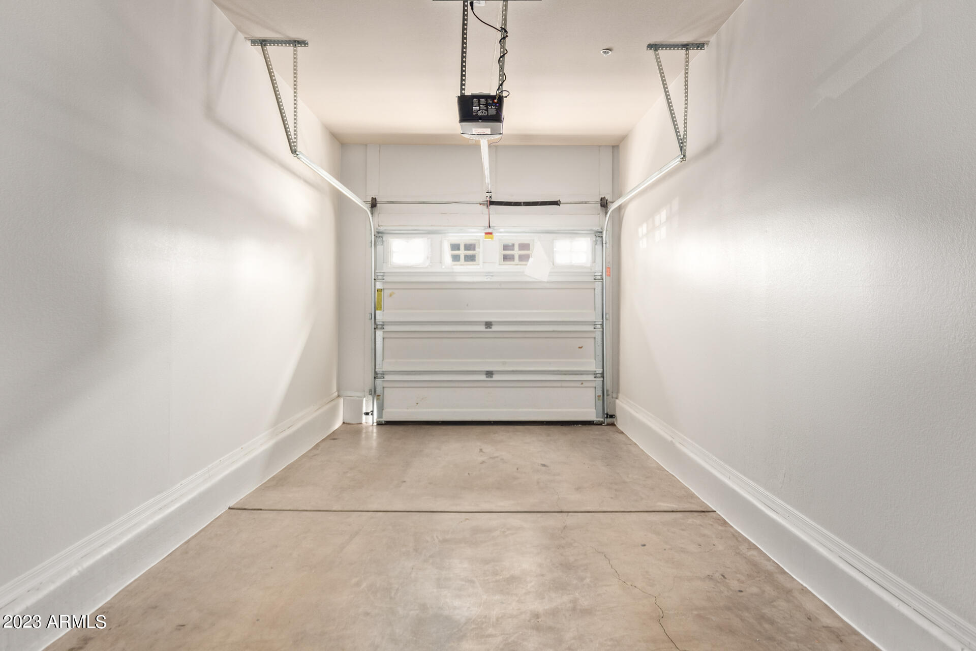 1350 S GREENFIELD Road # 1033