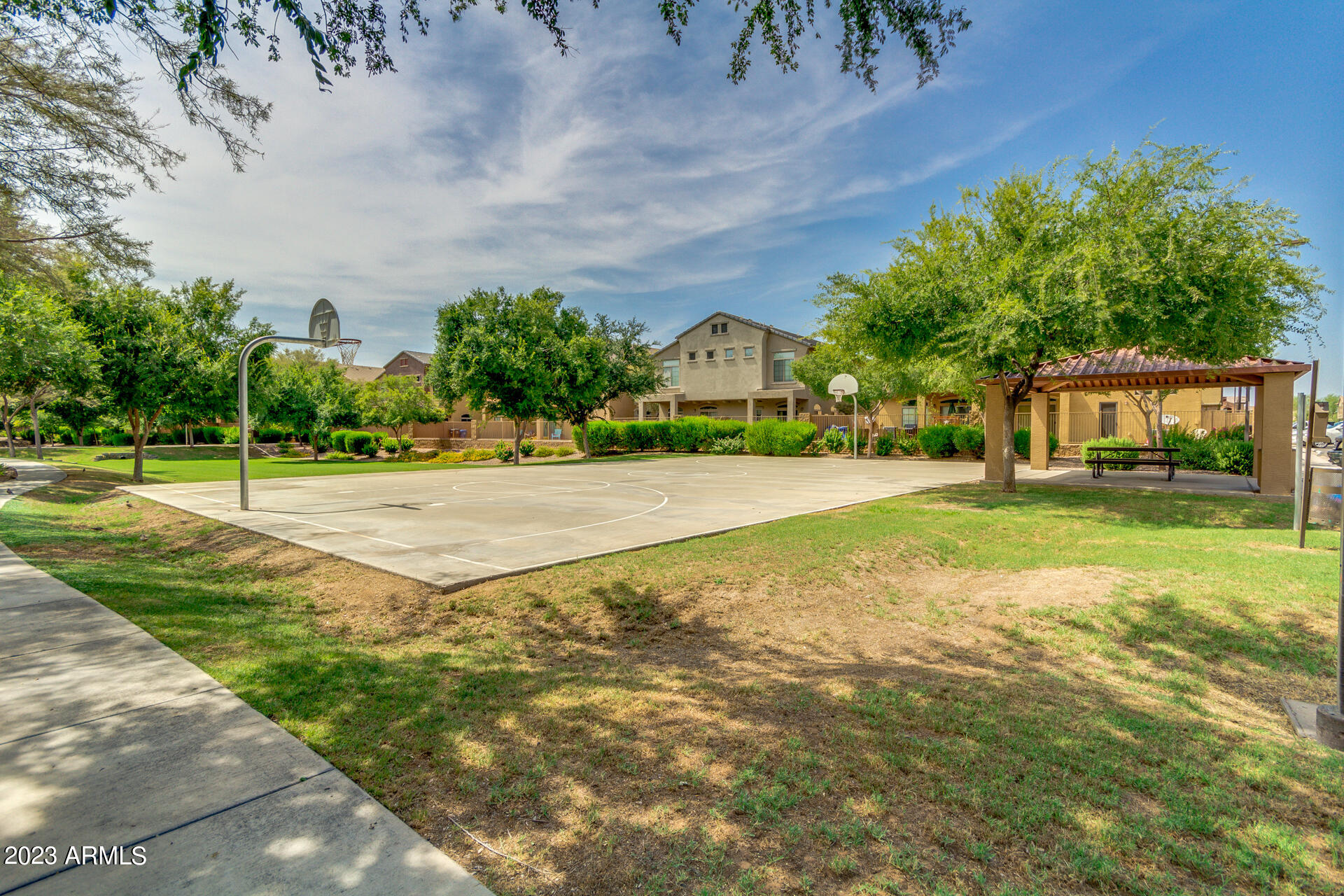 1350 S GREENFIELD Road # 1033