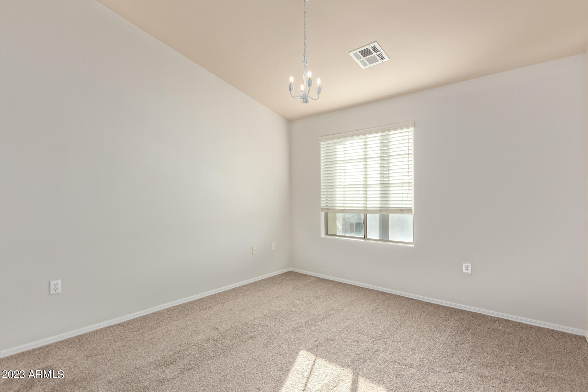 1350 S GREENFIELD Road # 1033