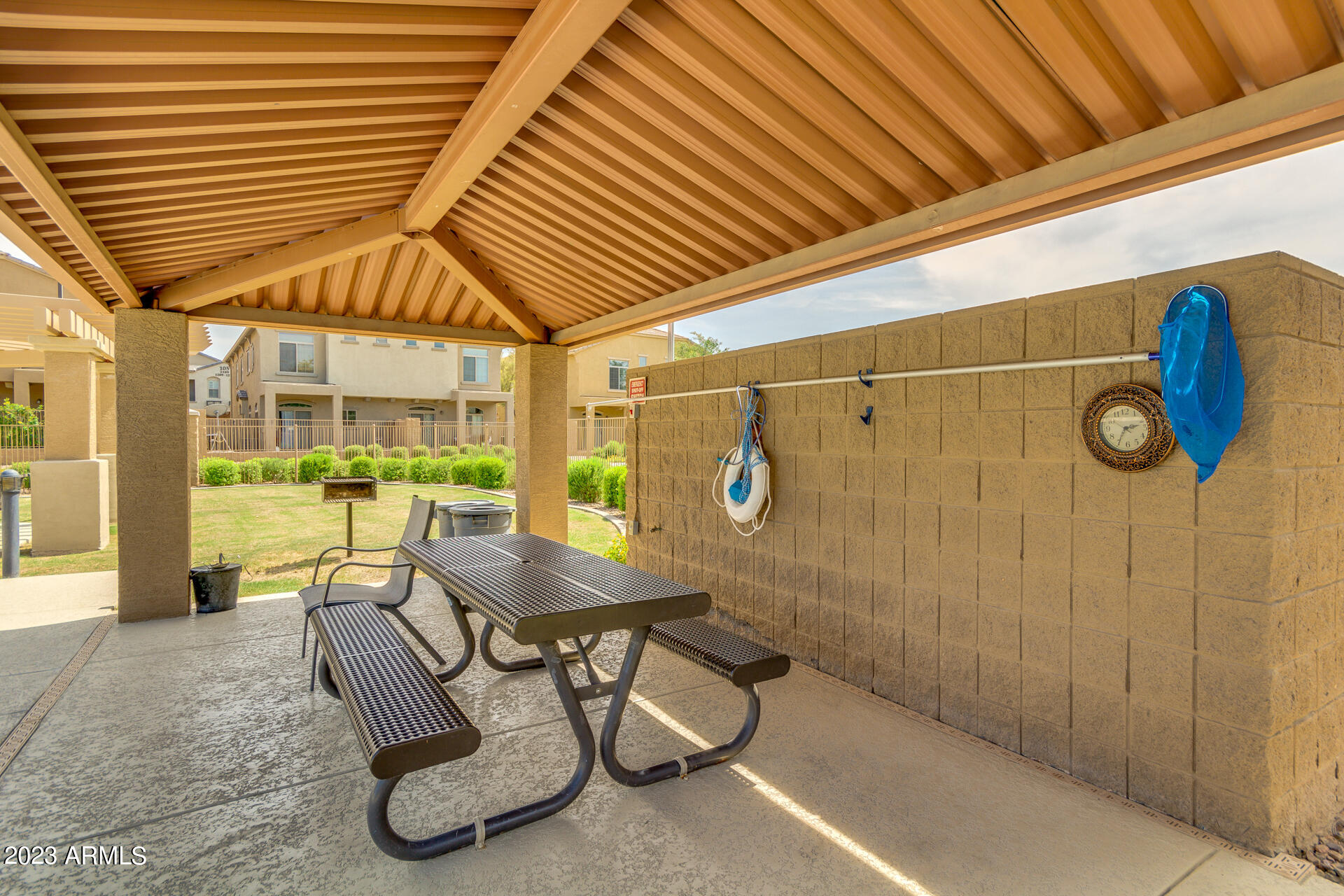 1350 S GREENFIELD Road # 1033