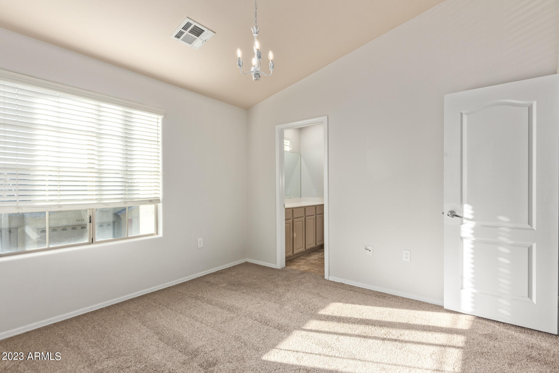 1350 S GREENFIELD Road # 1033