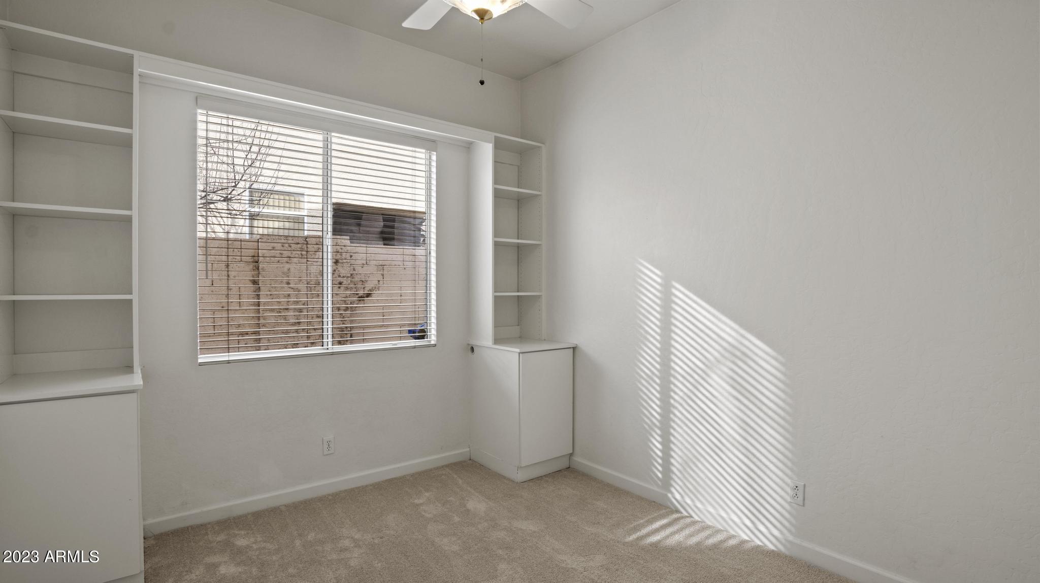 573 E MARIA Lane