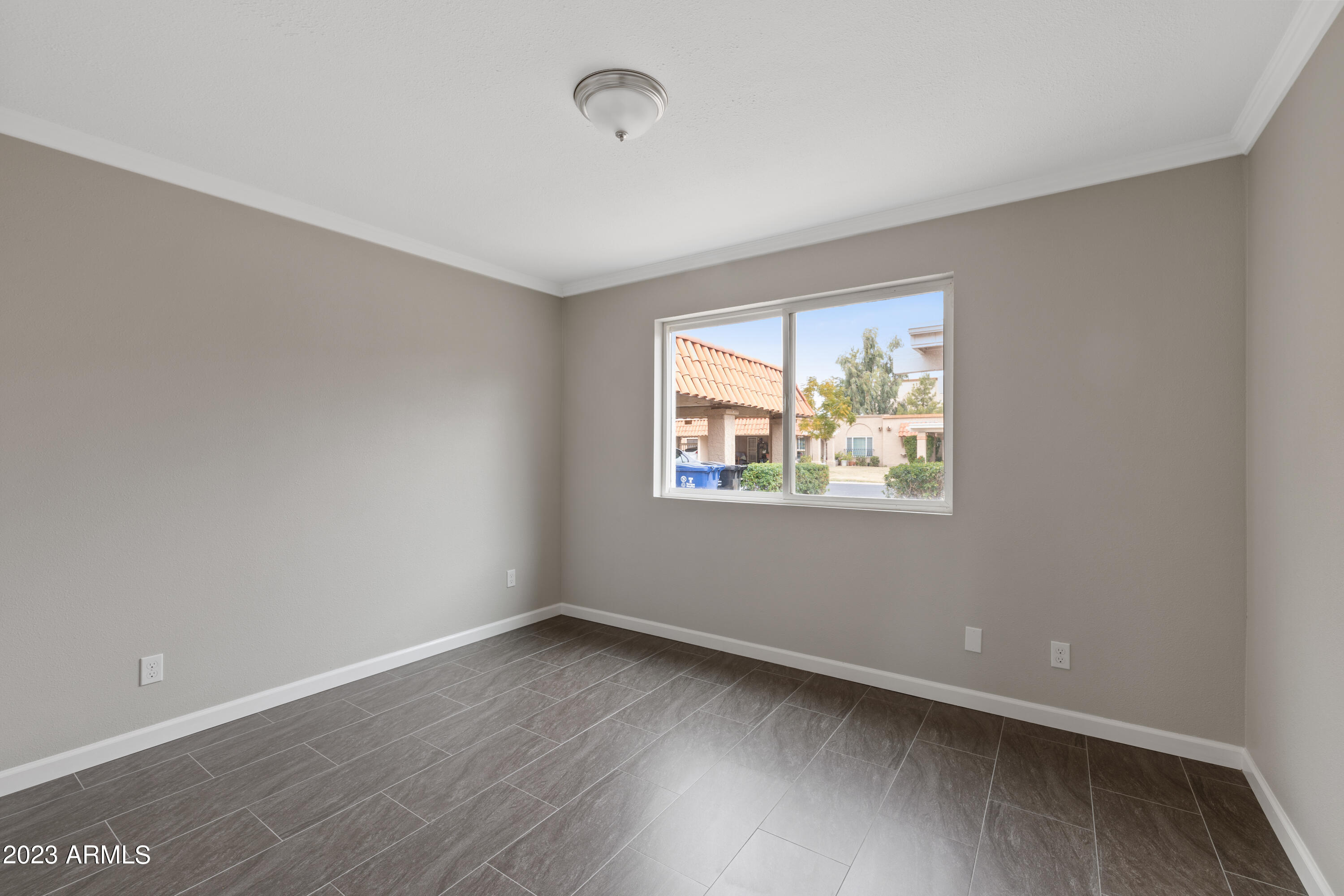 509 E COLGATE Drive