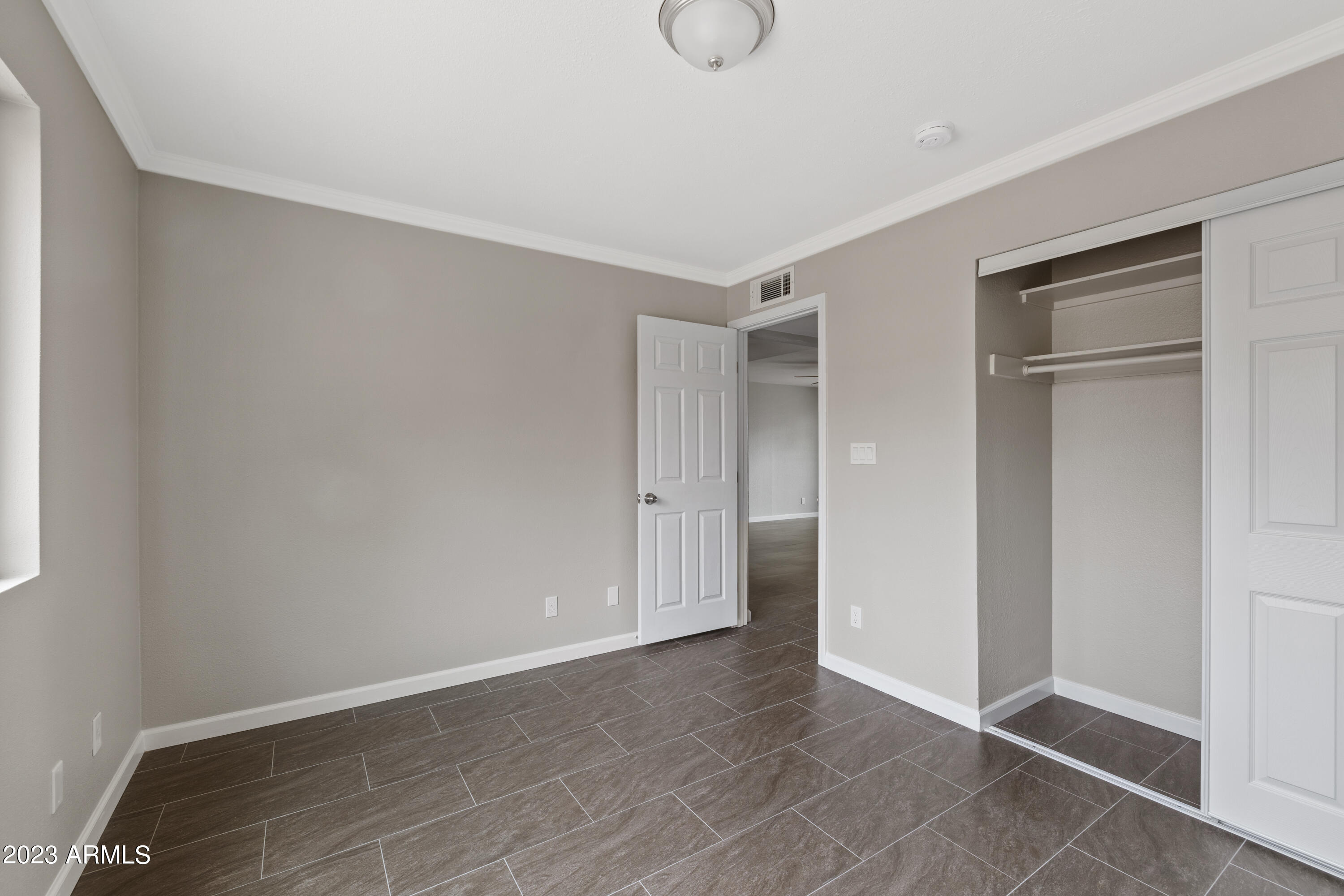 509 E COLGATE Drive