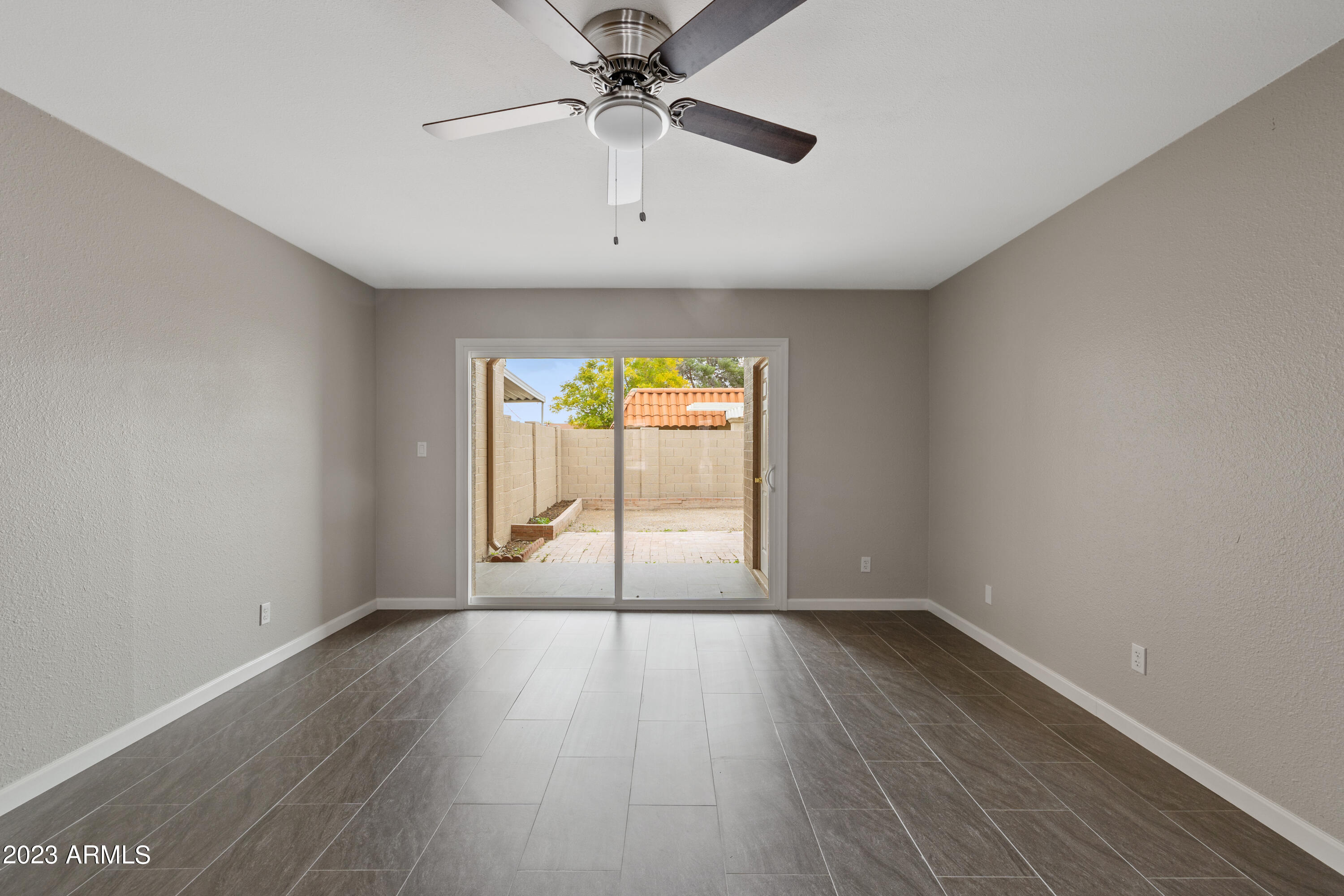 509 E COLGATE Drive