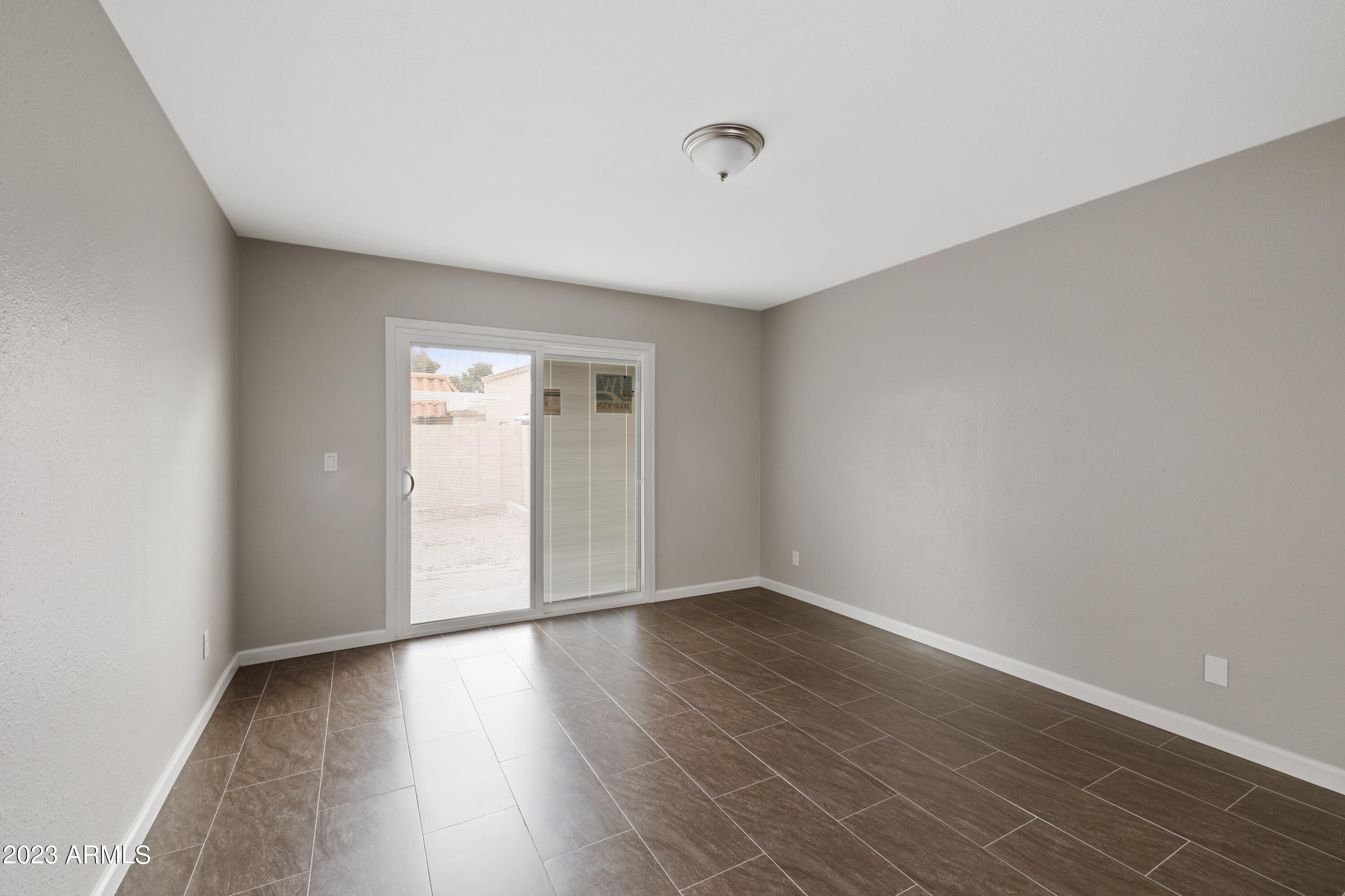 509 E COLGATE Drive