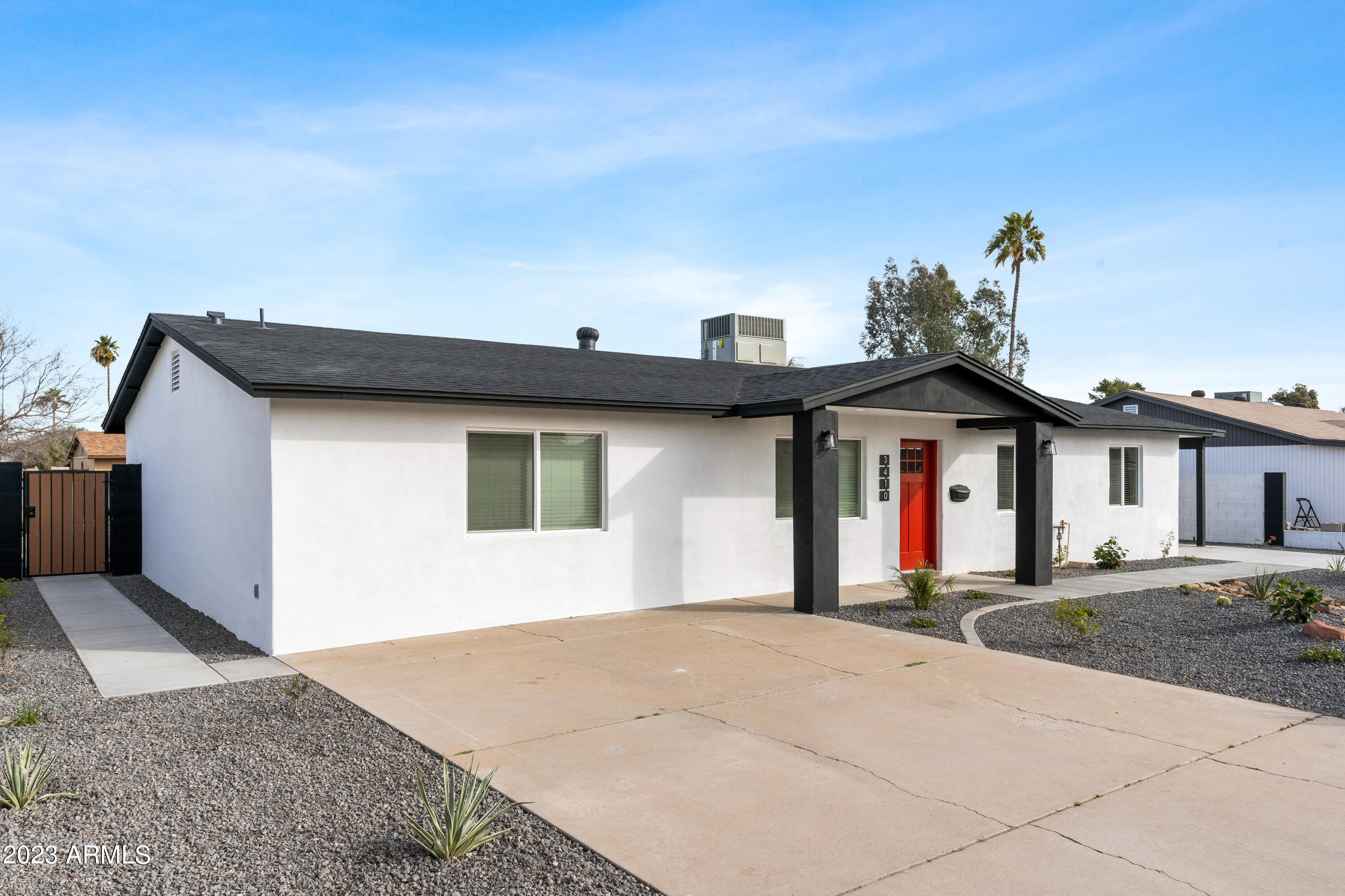 3410 E LUPINE Avenue