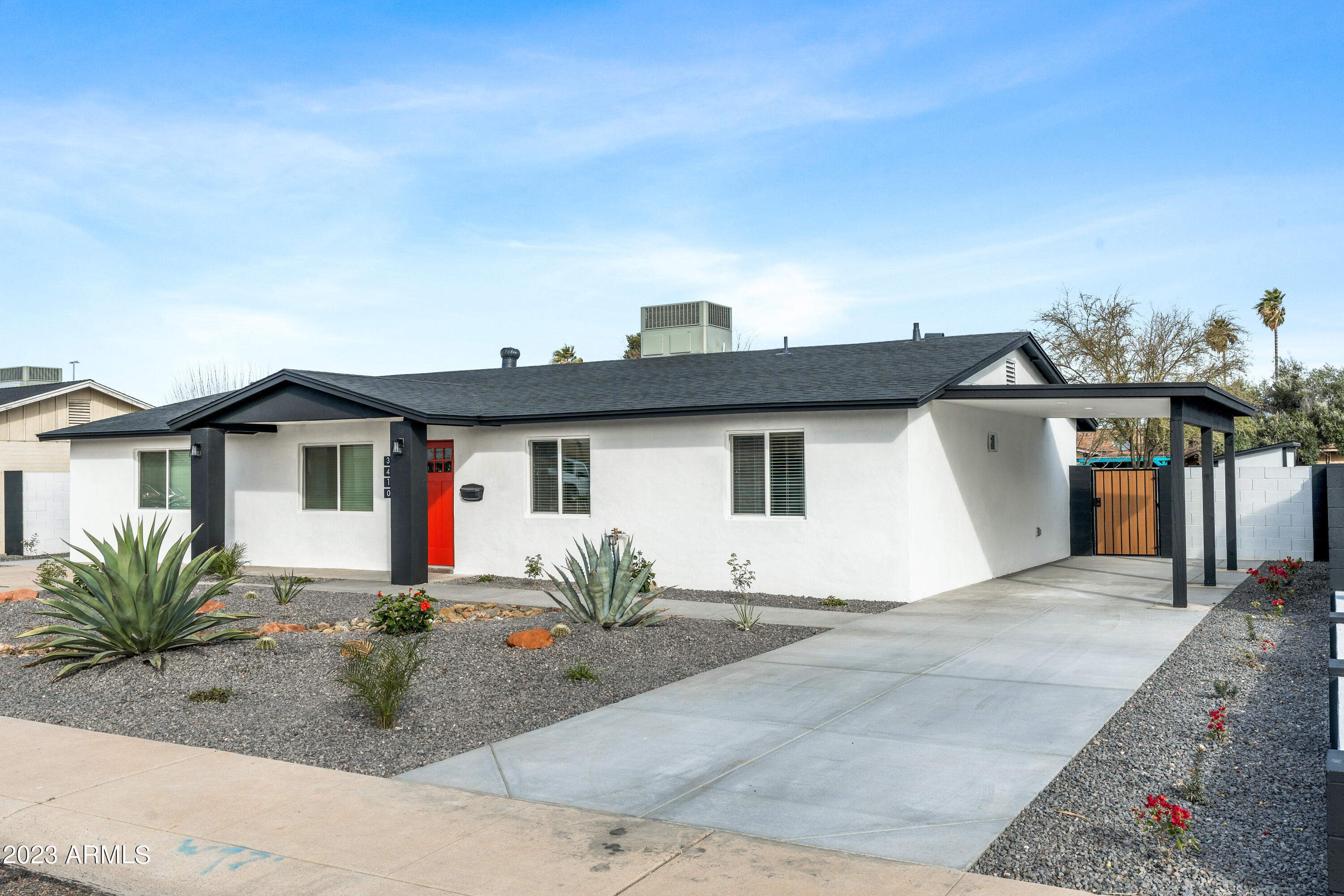 3410 E LUPINE Avenue