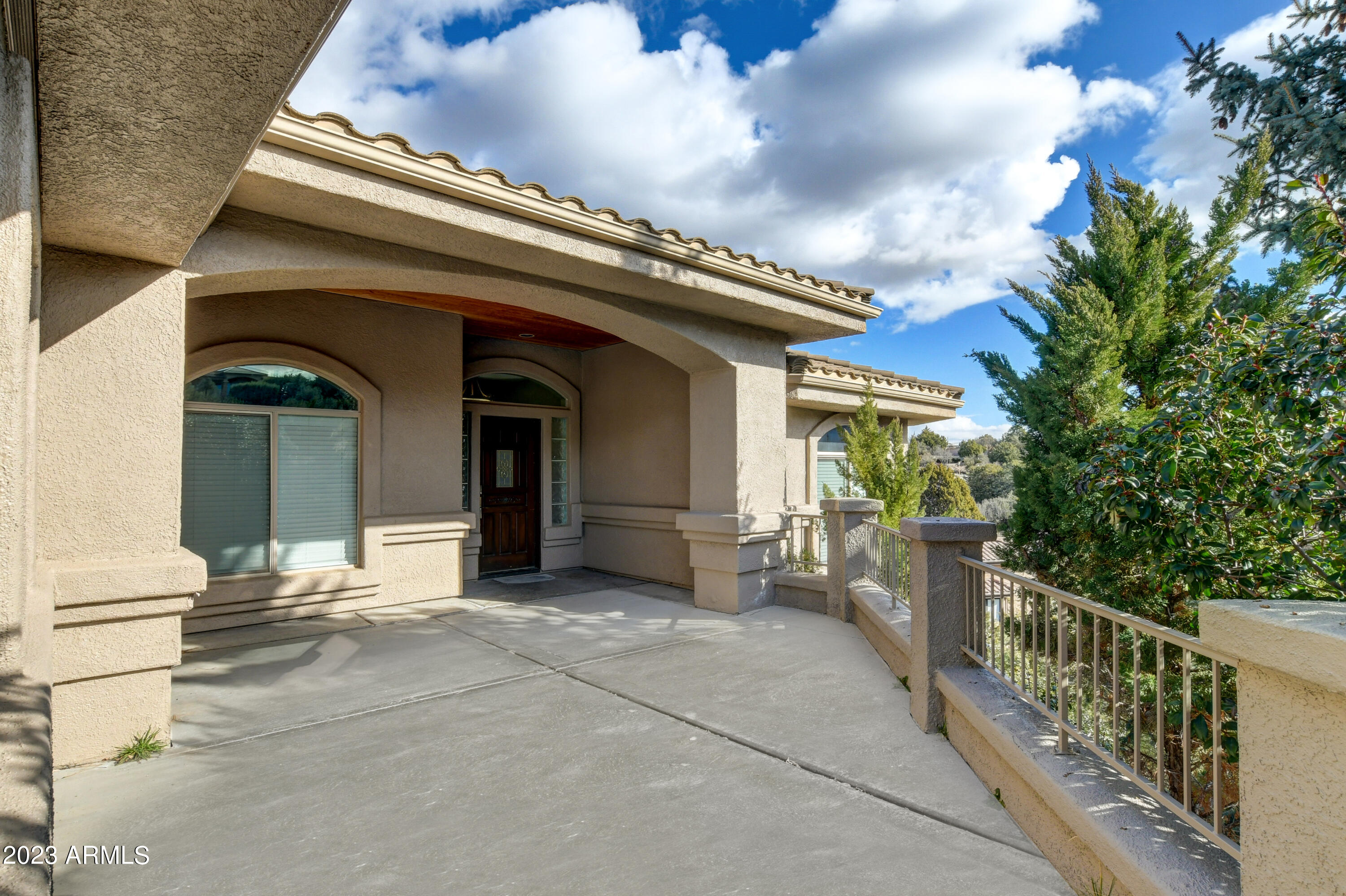 290 Summit Pointe Drive