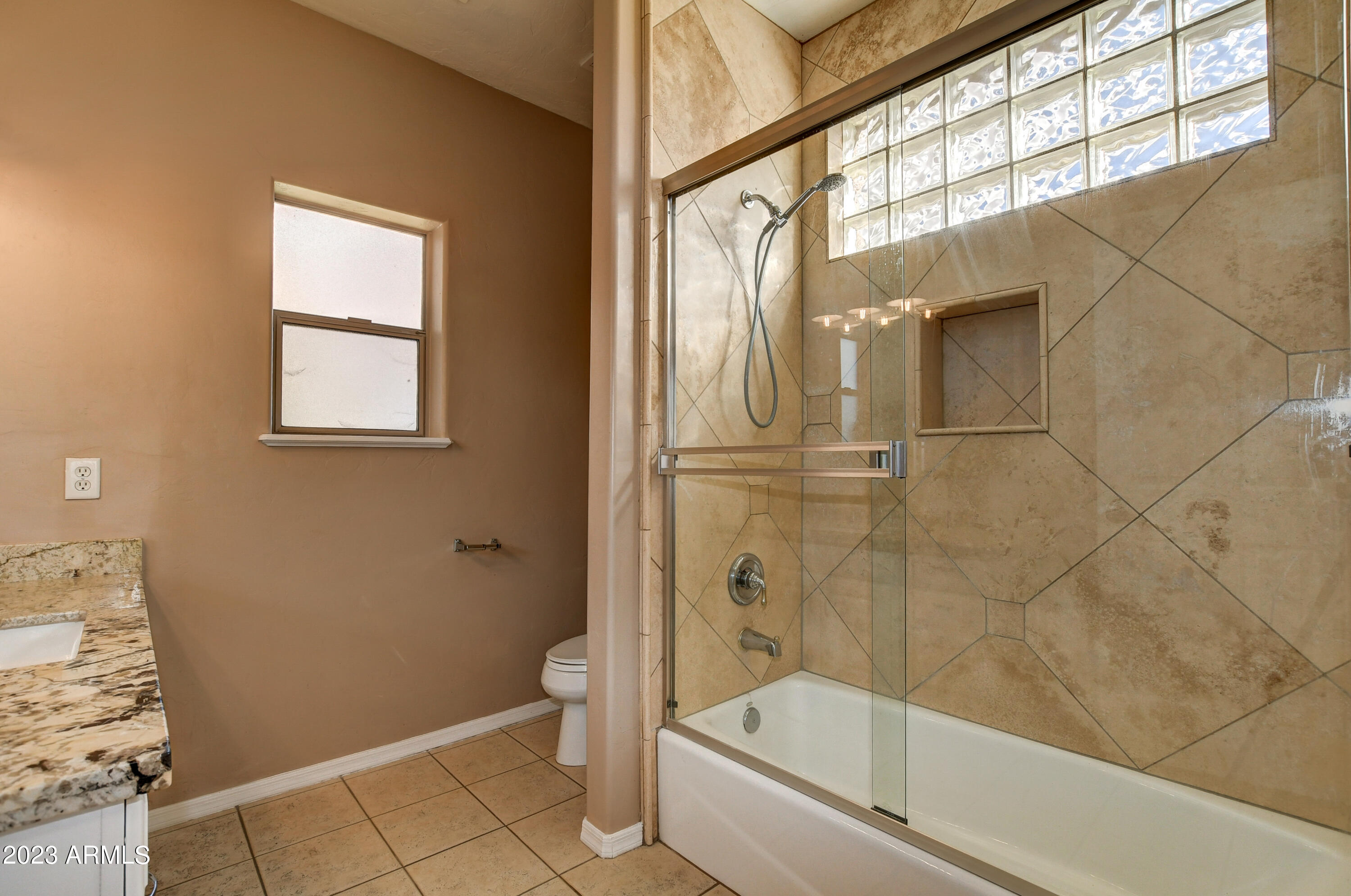 290 Summit Pointe Drive