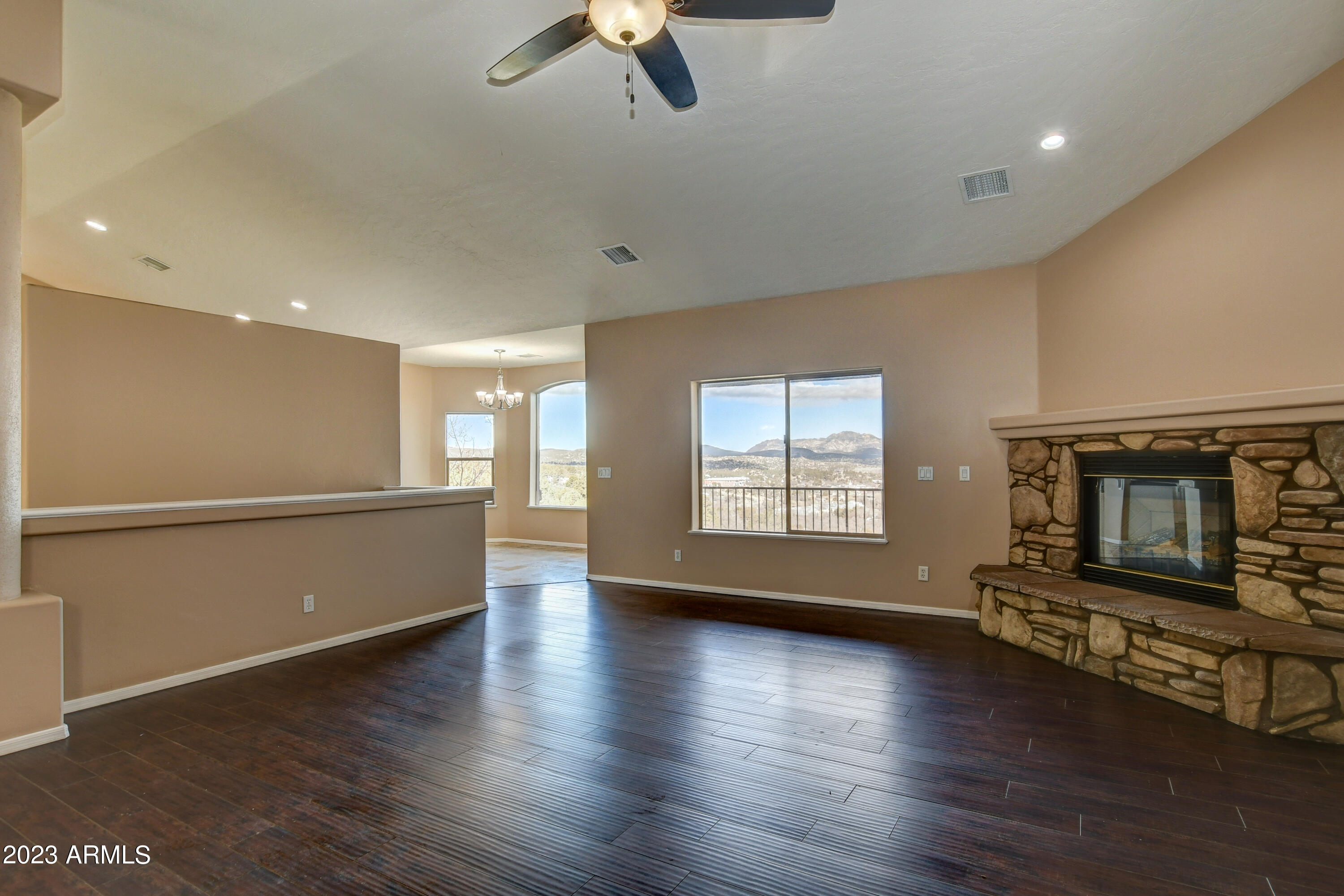 290 Summit Pointe Drive