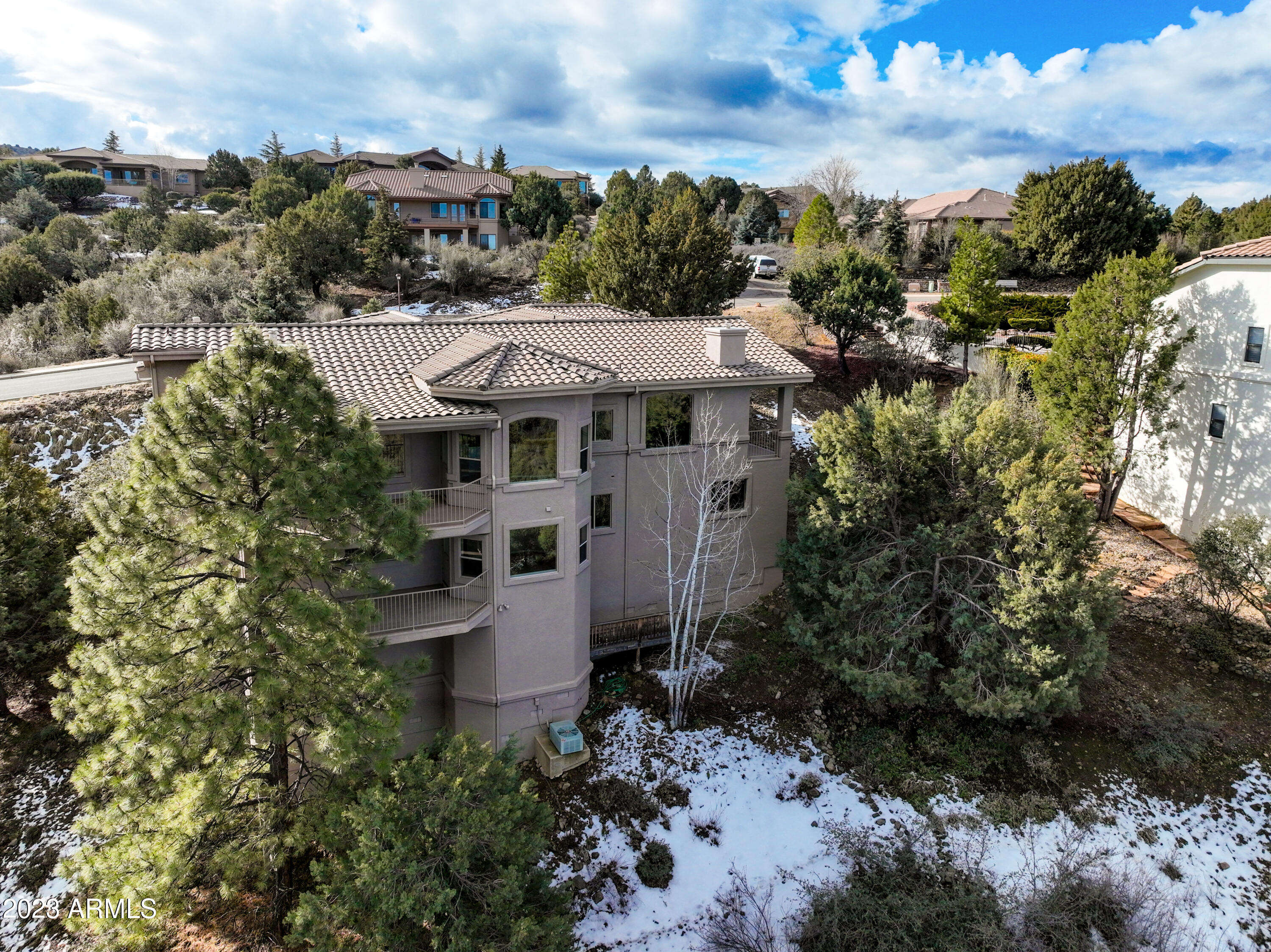 290 Summit Pointe Drive