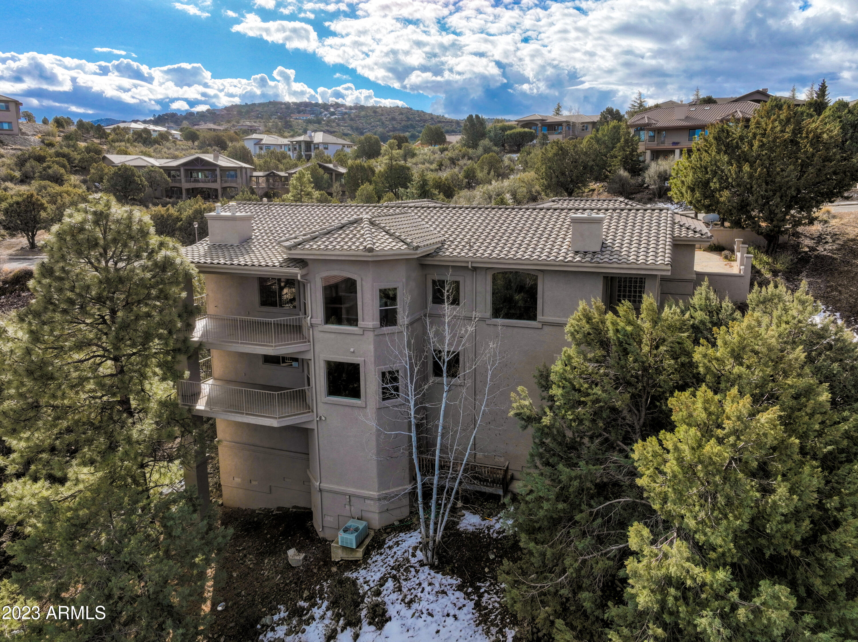 290 Summit Pointe Drive