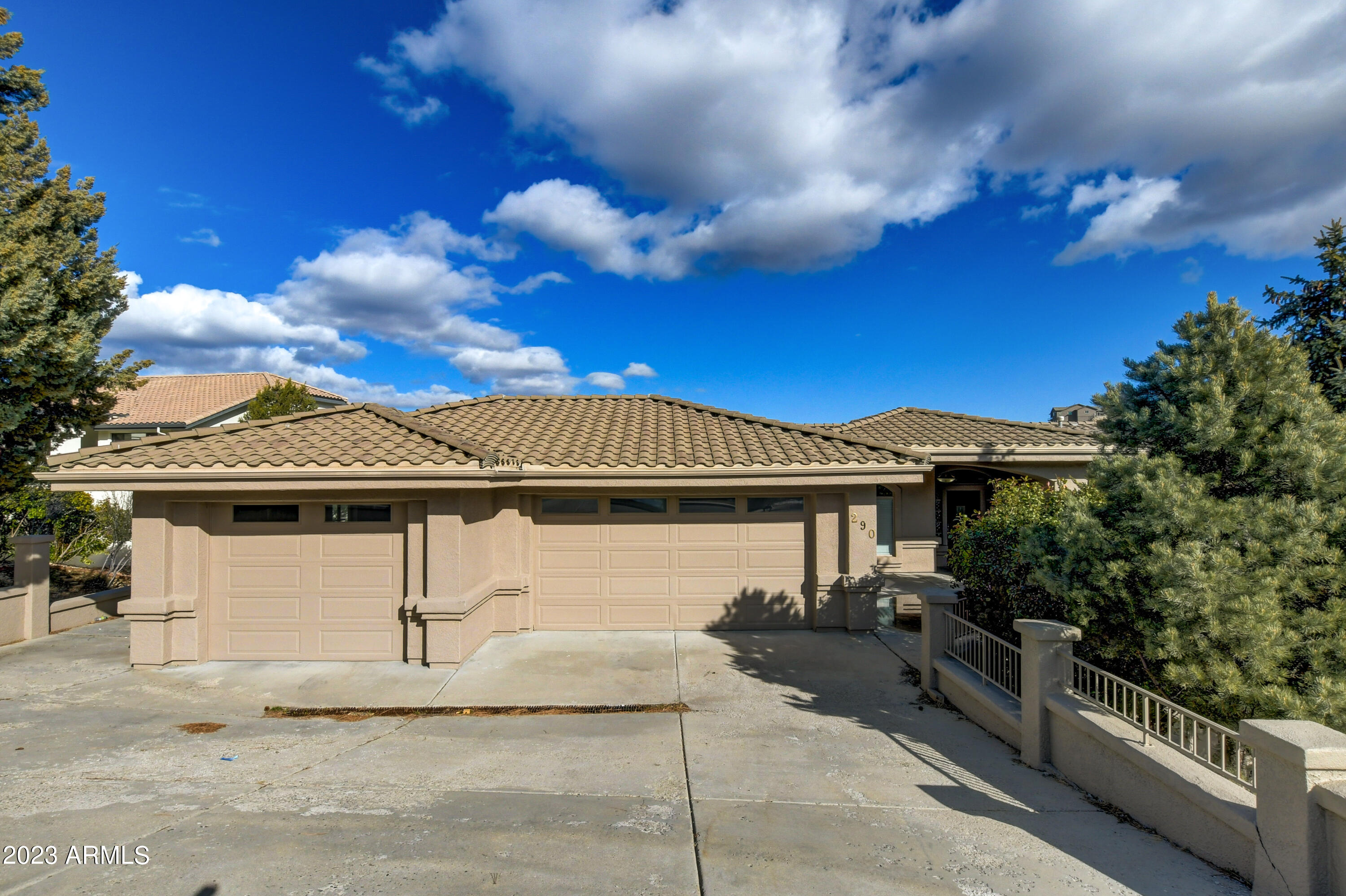 290 Summit Pointe Drive