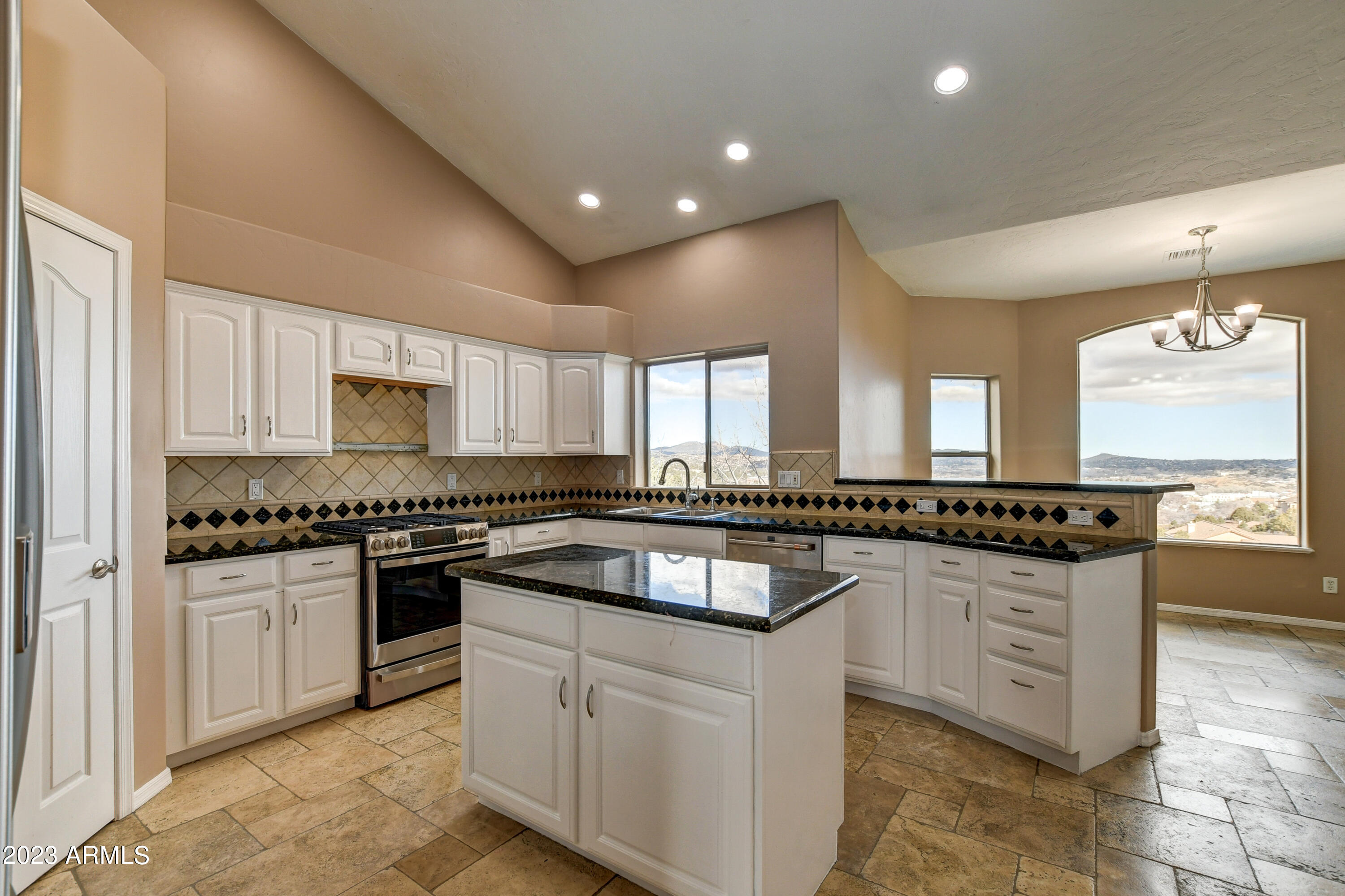 290 Summit Pointe Drive