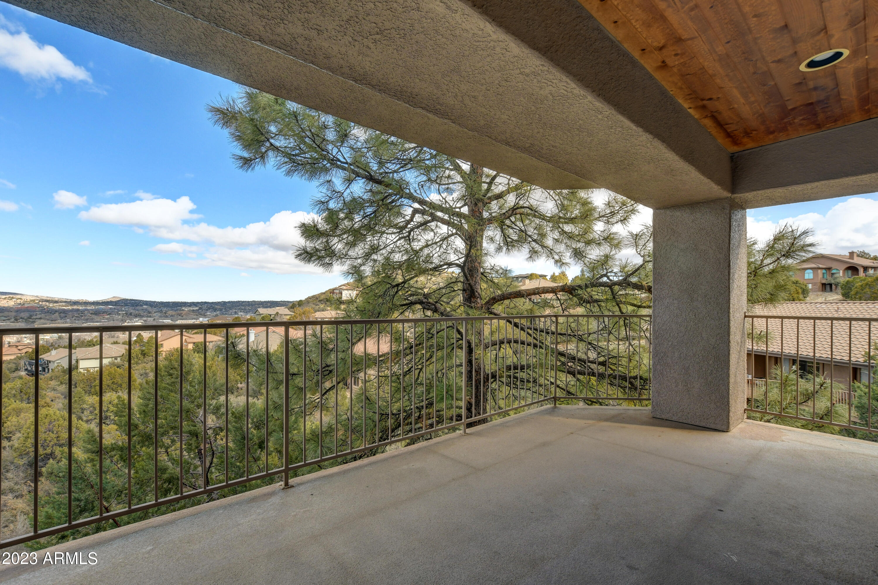 290 Summit Pointe Drive