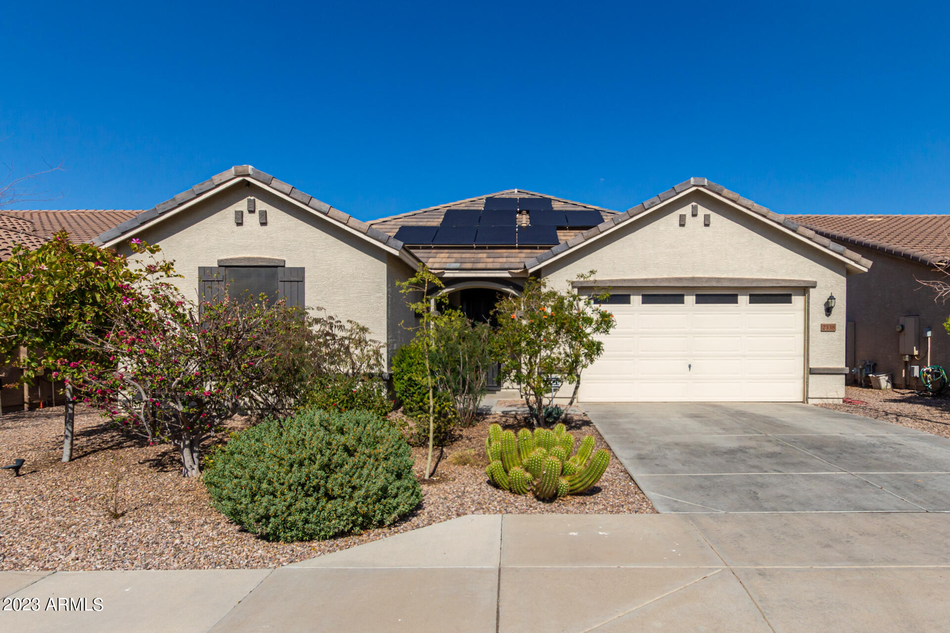 2338 W GARY Way