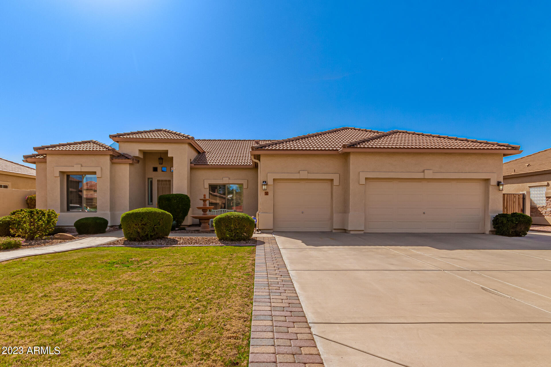 63 E JOSEPH Way