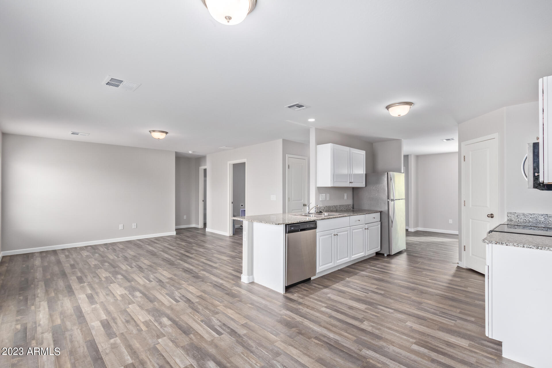 158 E BOBCAT Place