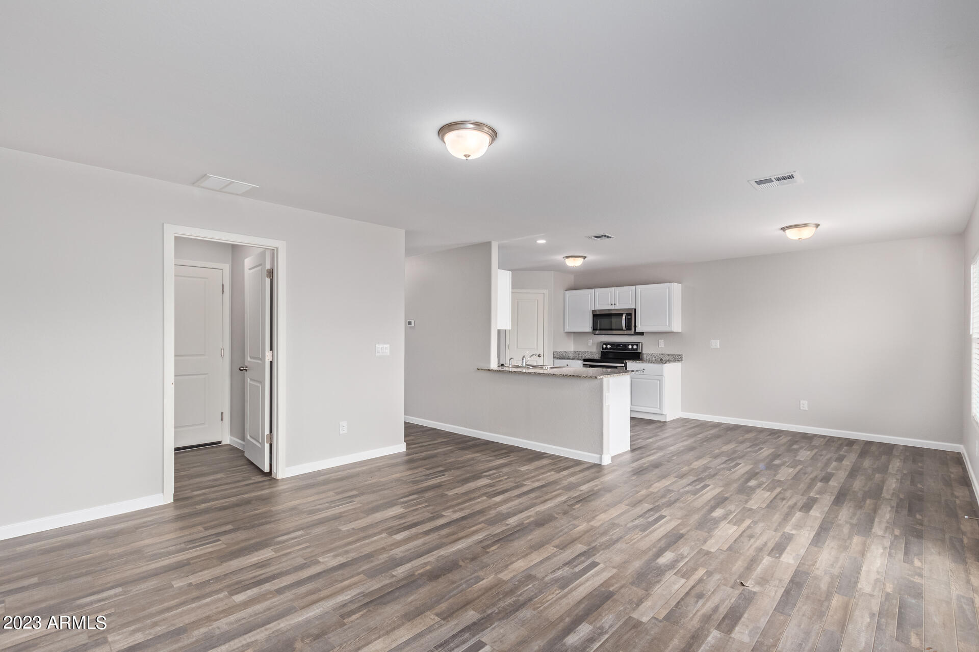 158 E BOBCAT Place