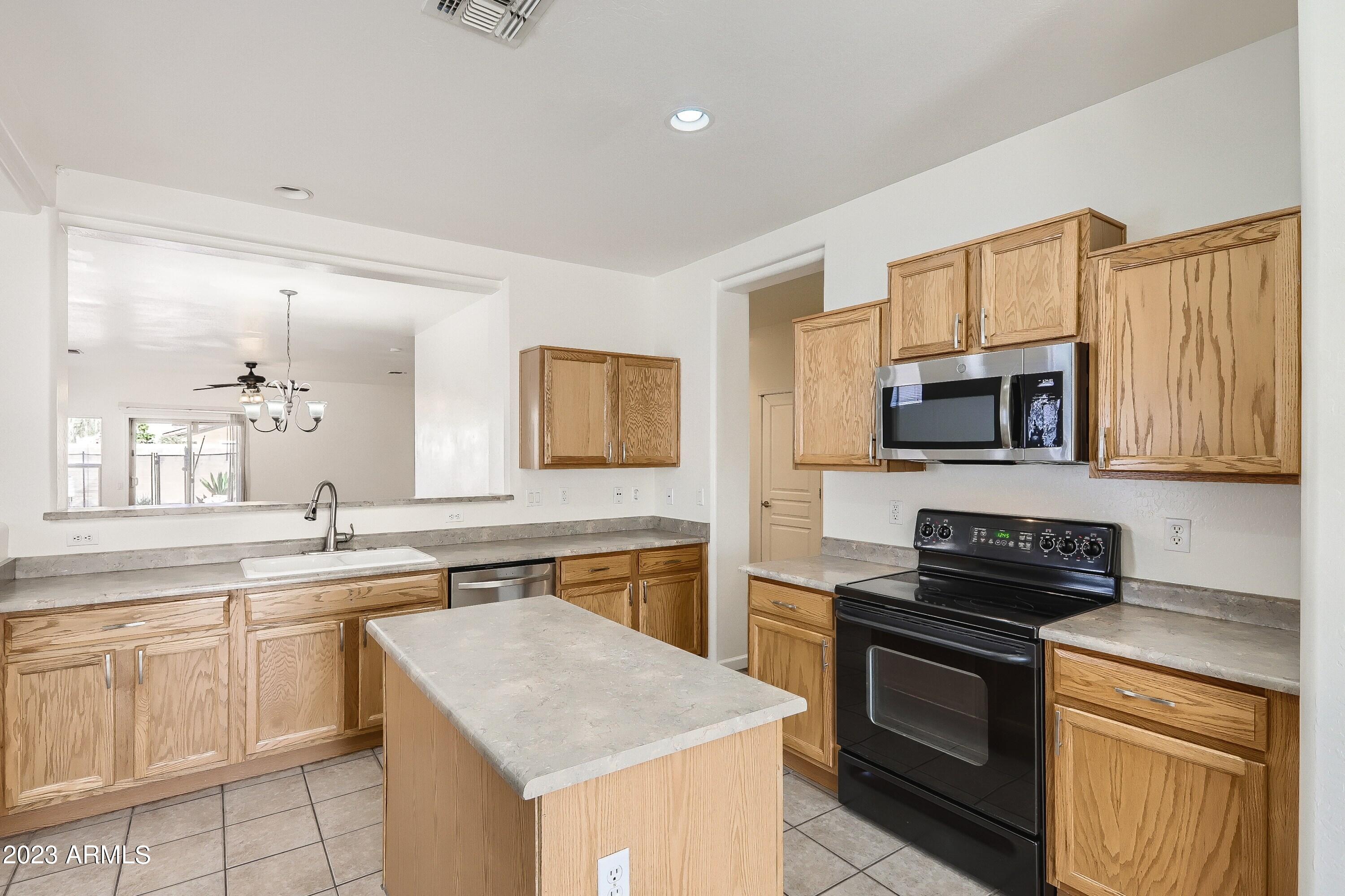 17212 W SAGUARO Lane