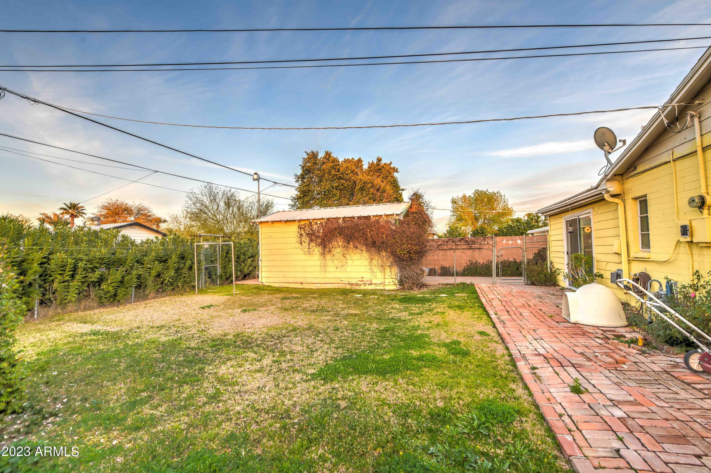 1520 E VIRGINIA Avenue