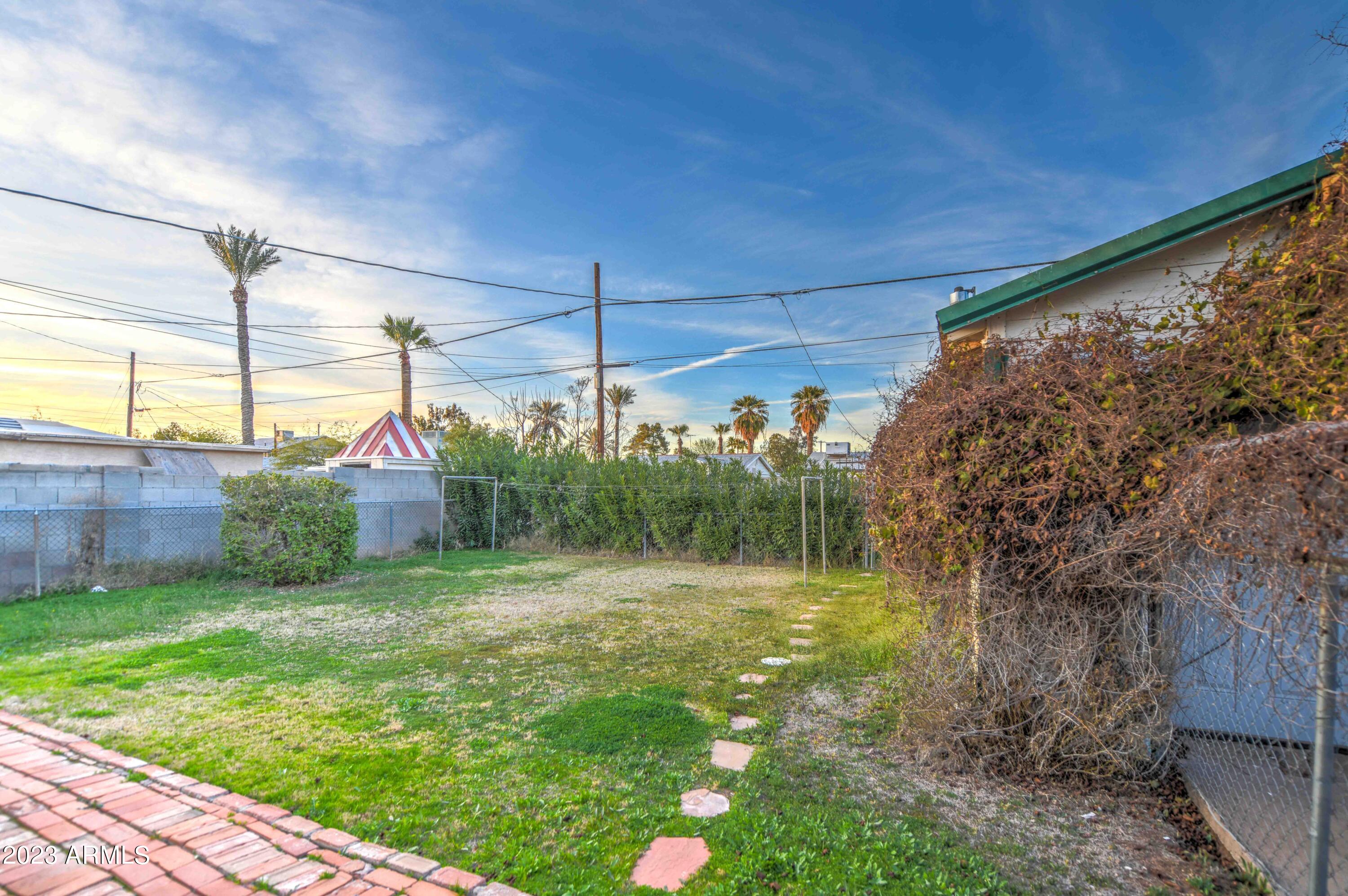 1520 E VIRGINIA Avenue