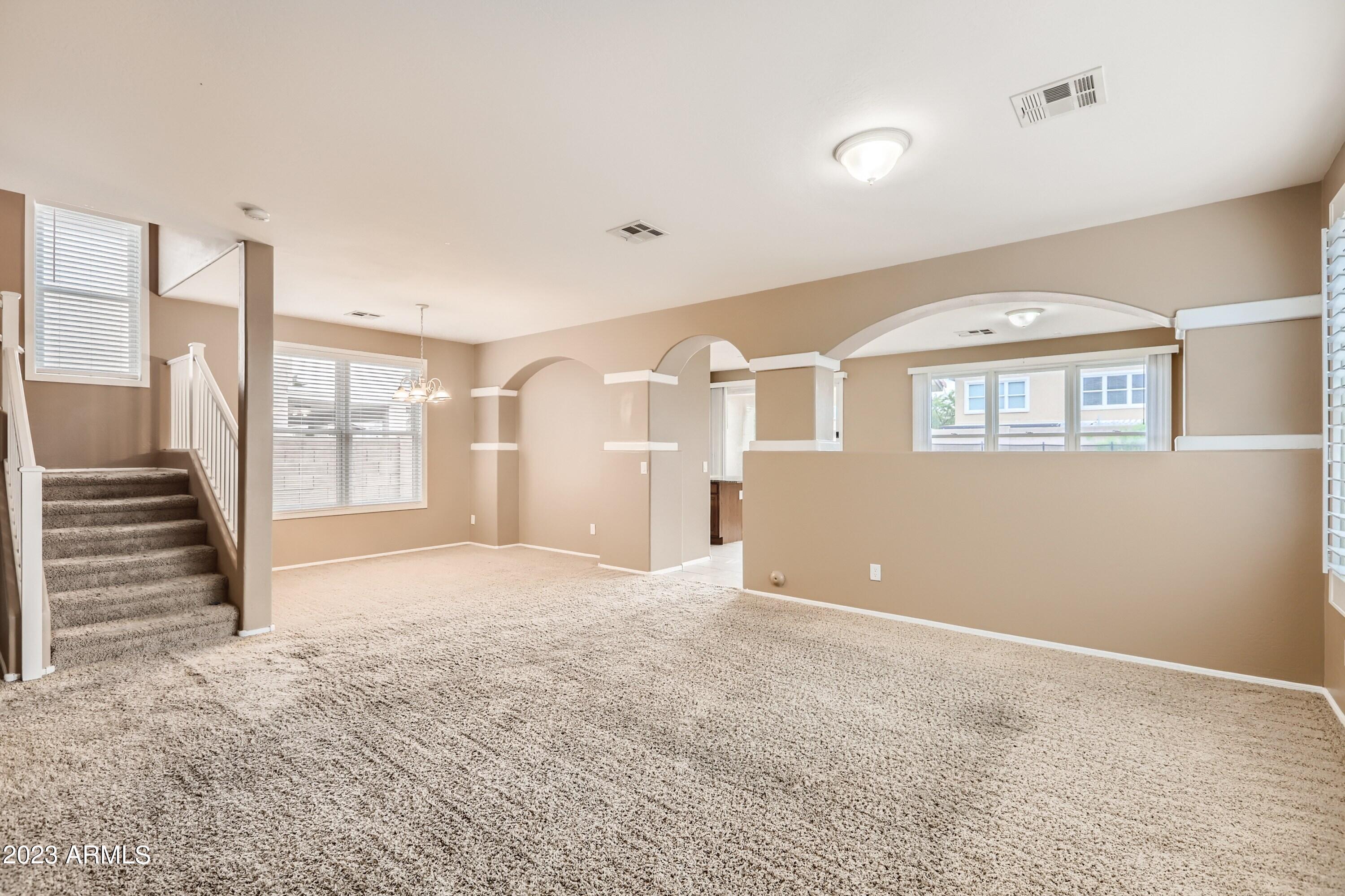 18161 W ELM Street