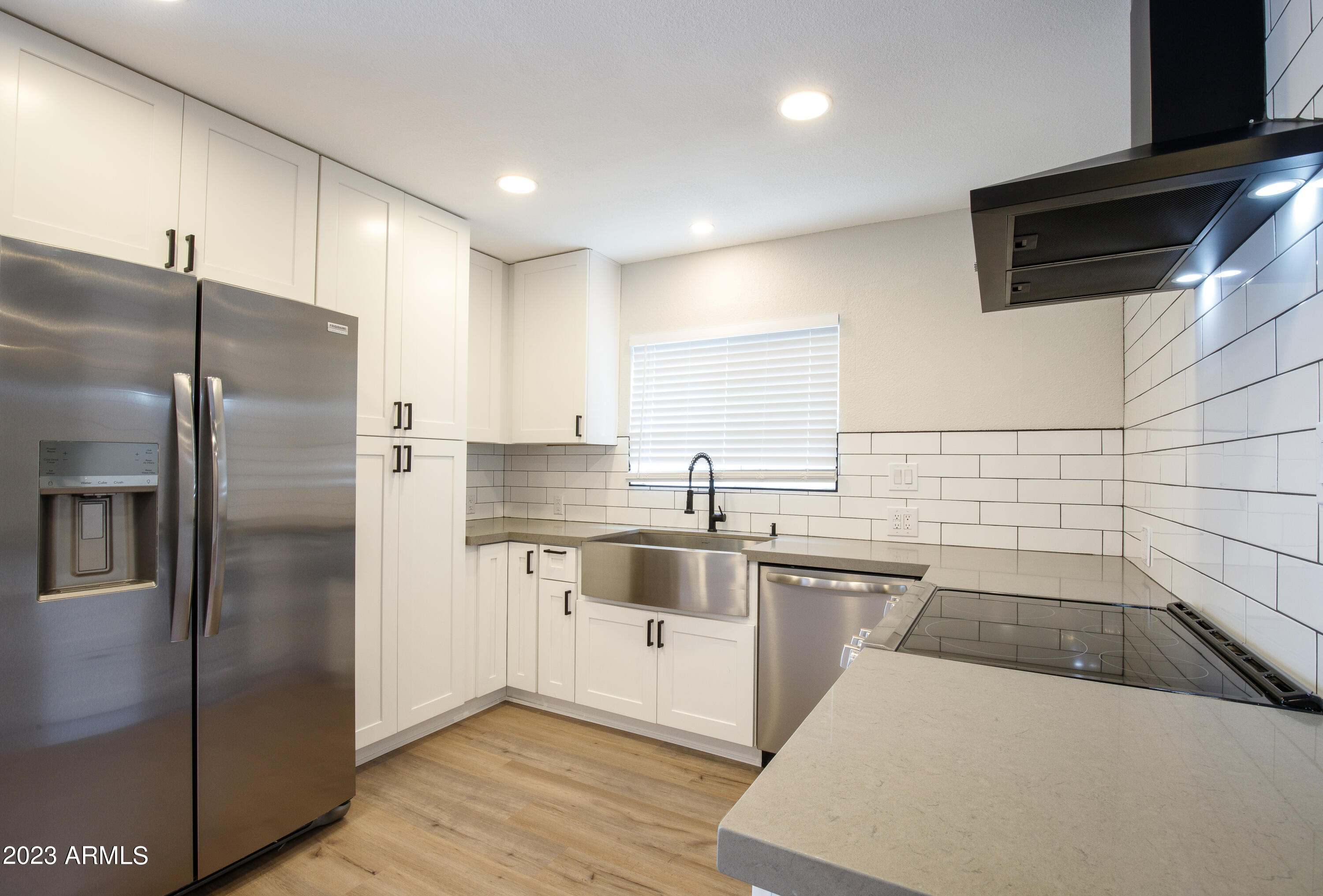 8578 E INDIAN SCHOOL Road Unit: E