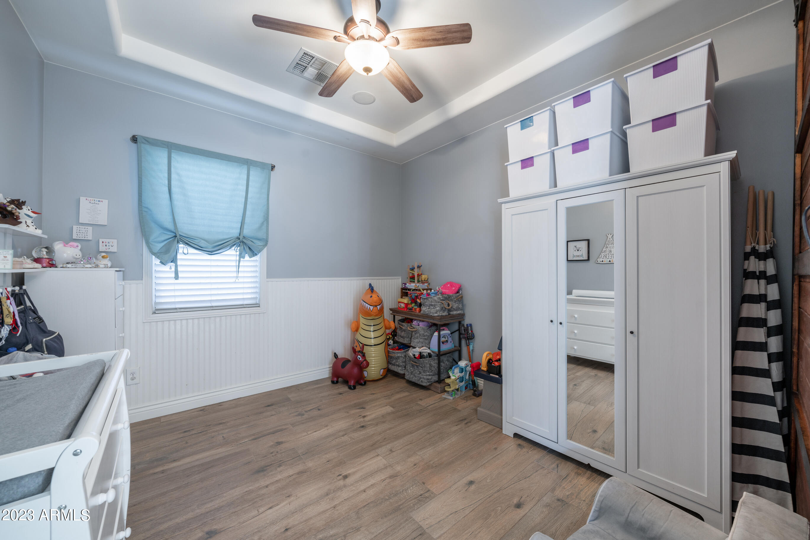 2019 E HACKBERRY Place
