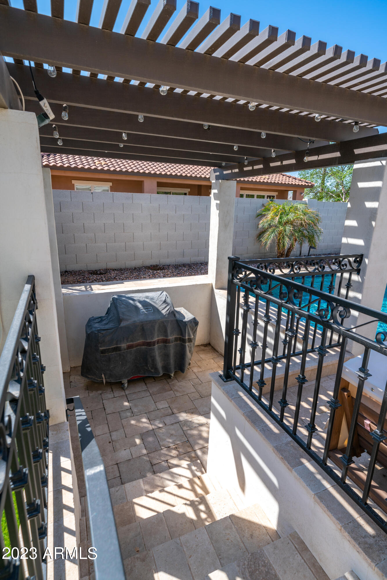 2019 E HACKBERRY Place