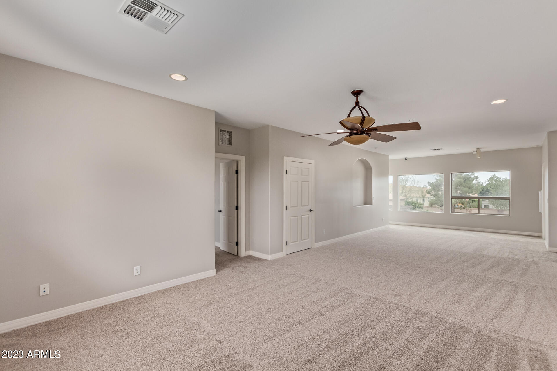 8611 E CHOLLA Street