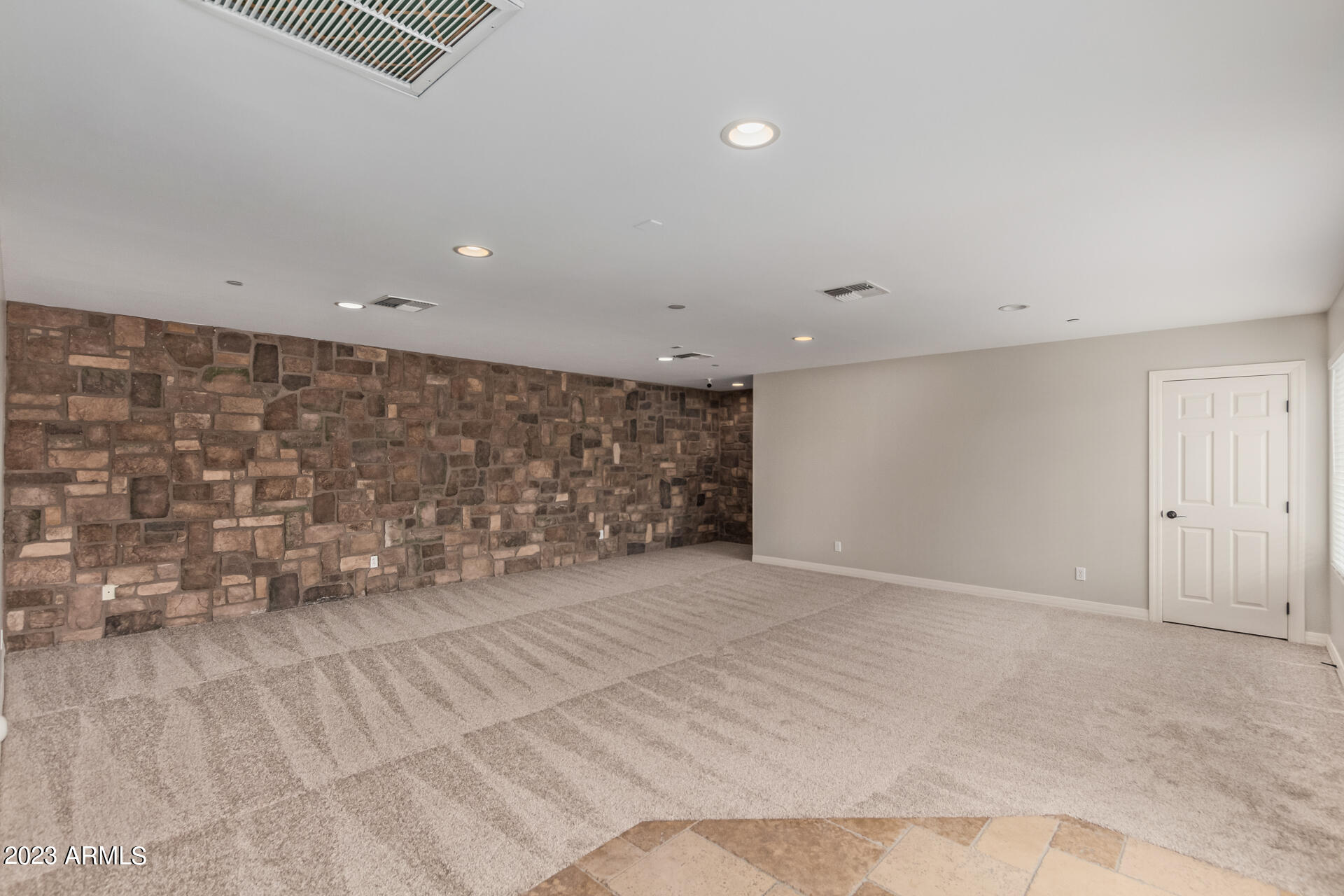 8611 E CHOLLA Street