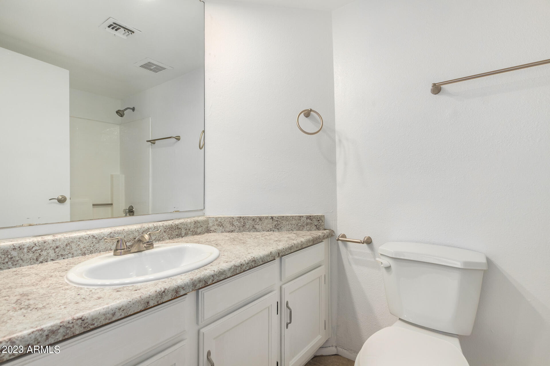 3228 W GLENDALE Avenue # 118