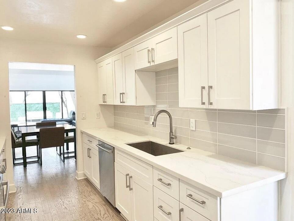 4446 E CAMELBACK Road # 101