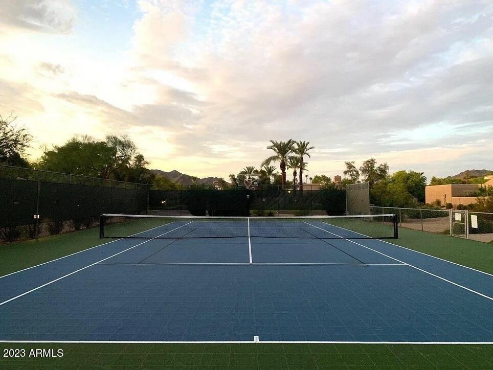 4446 E CAMELBACK Road # 101