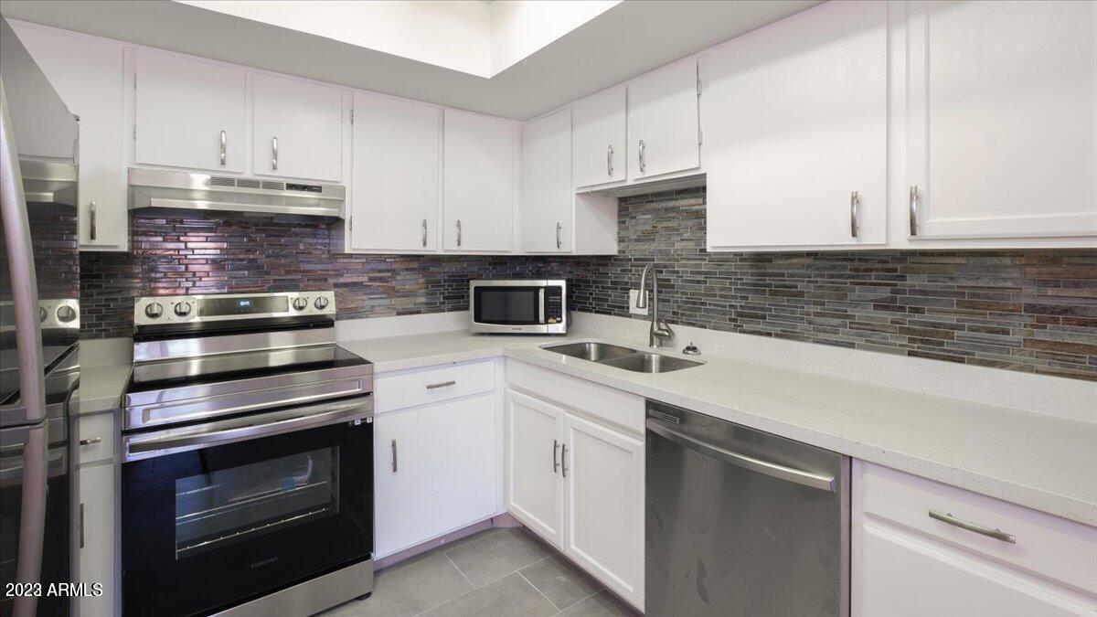 7920 E CAMELBACK Road # 403