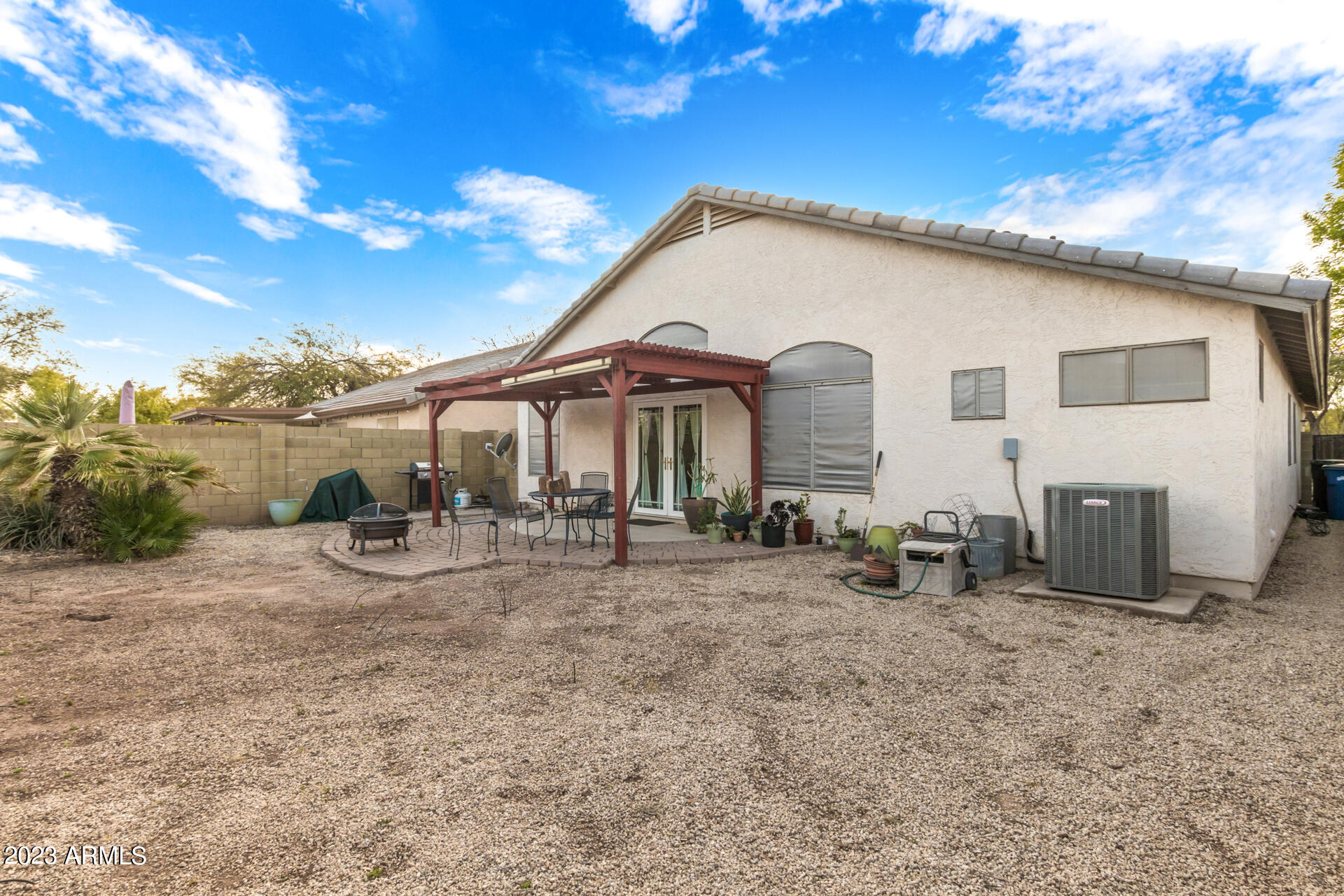 1031 S CROSSROADS Drive