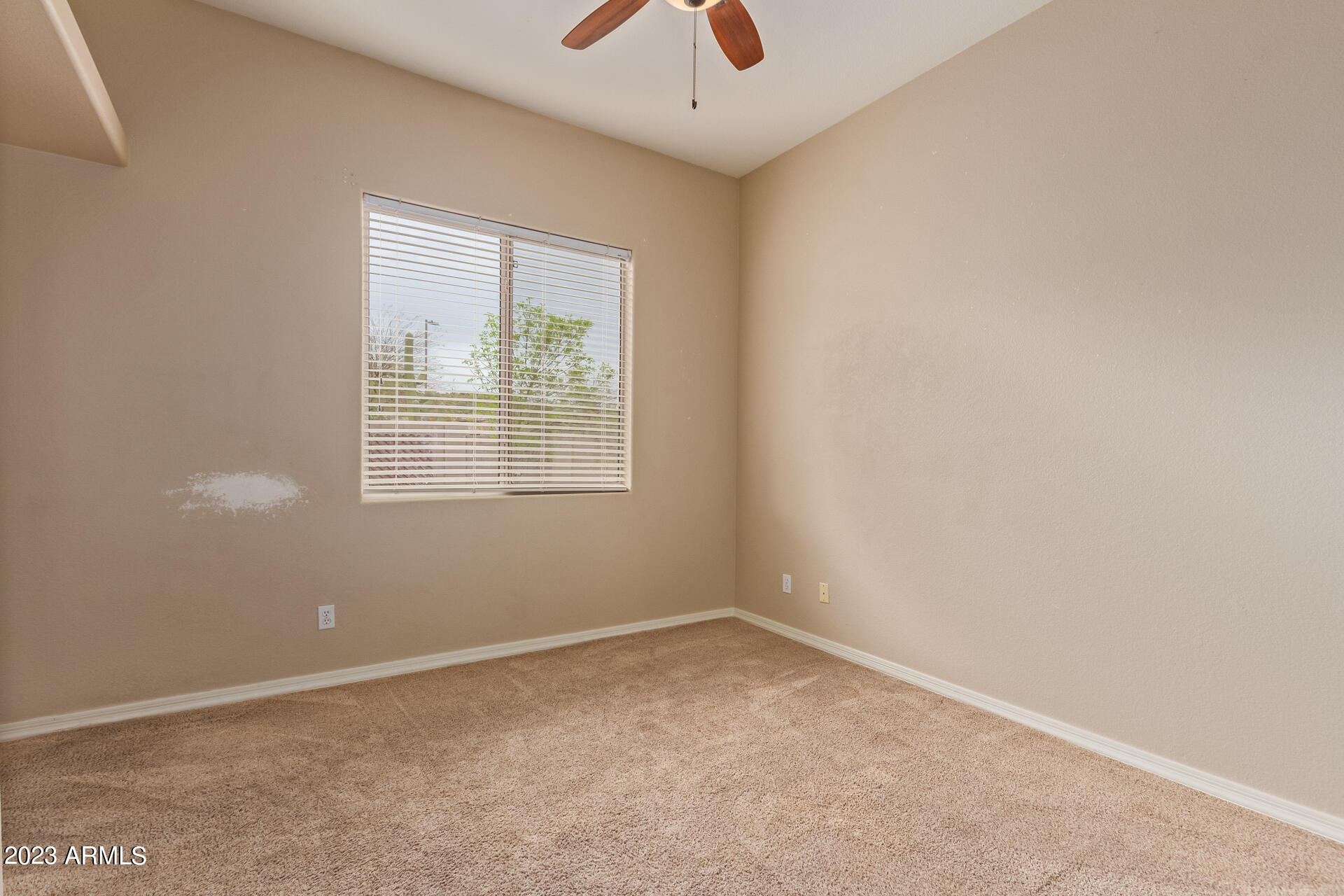 11274 S OAKWOOD Drive