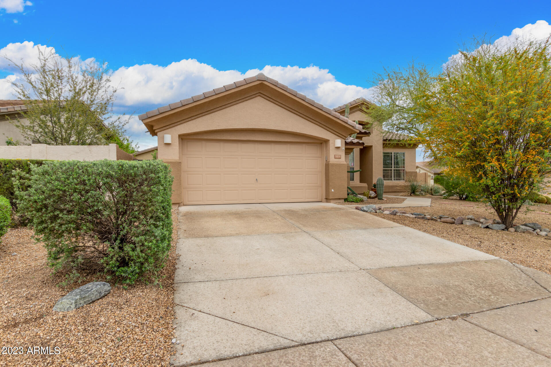 11274 S OAKWOOD Drive