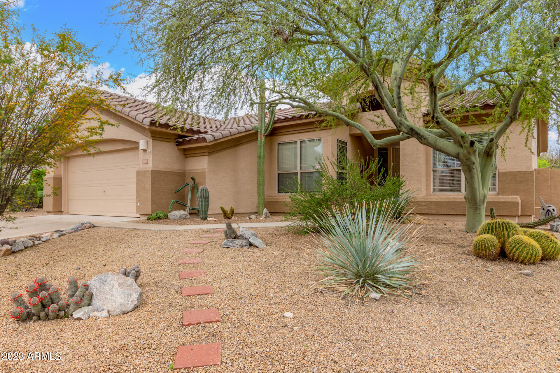 11274 S OAKWOOD Drive