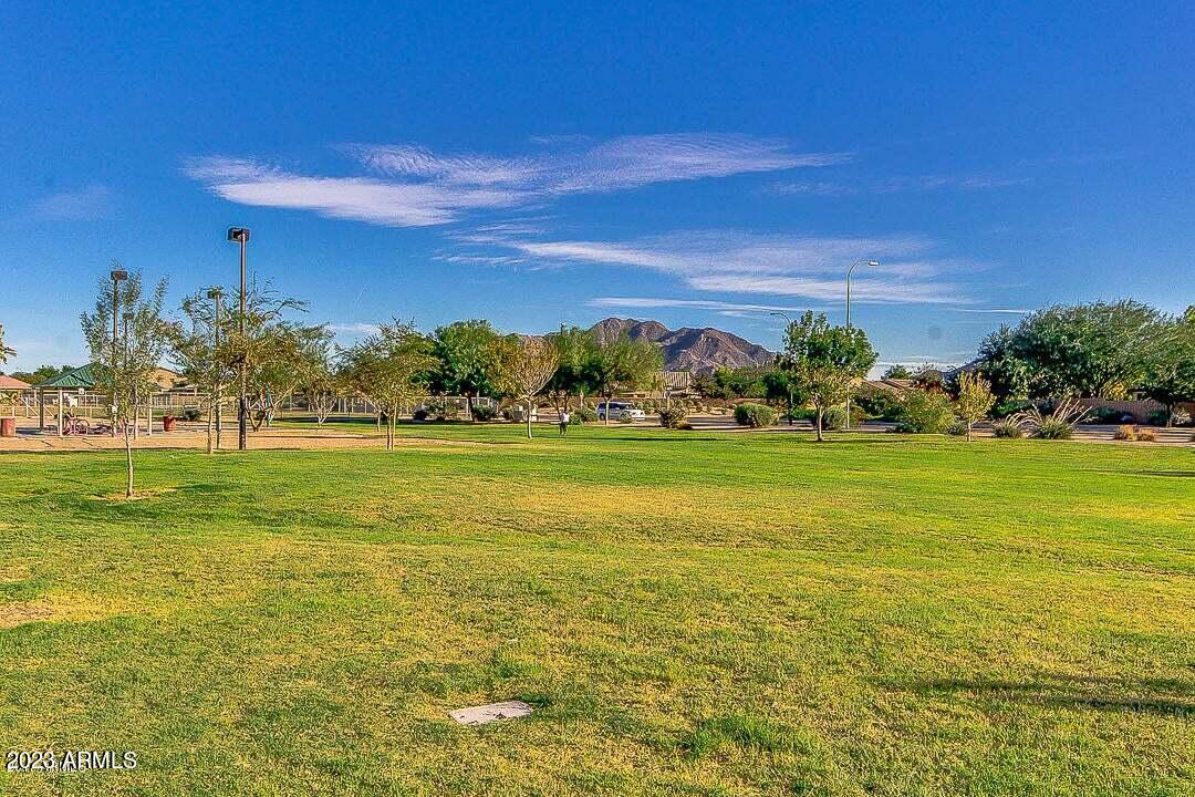 6628 S GARNET Way