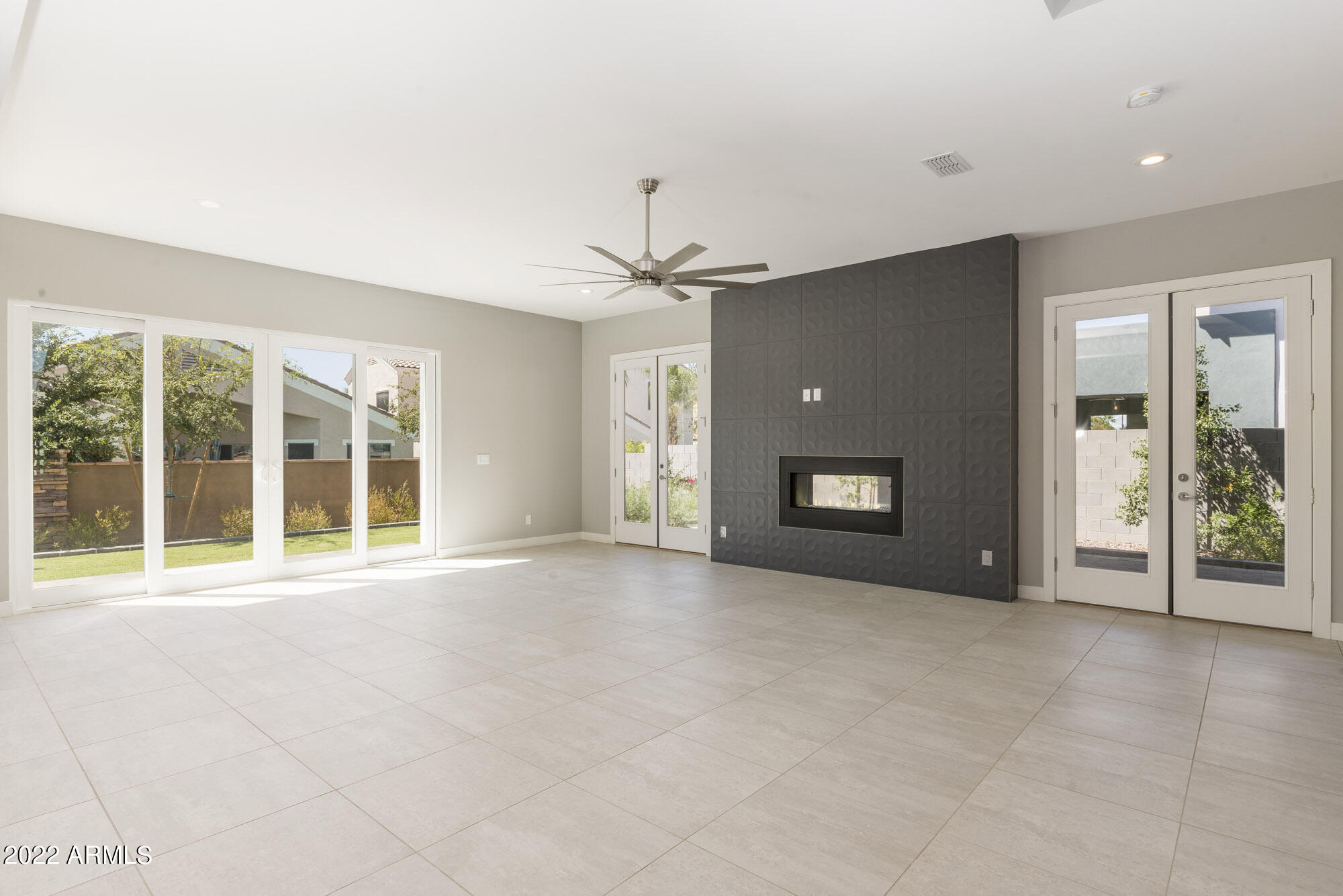 2936 S SANDSTONE Court
