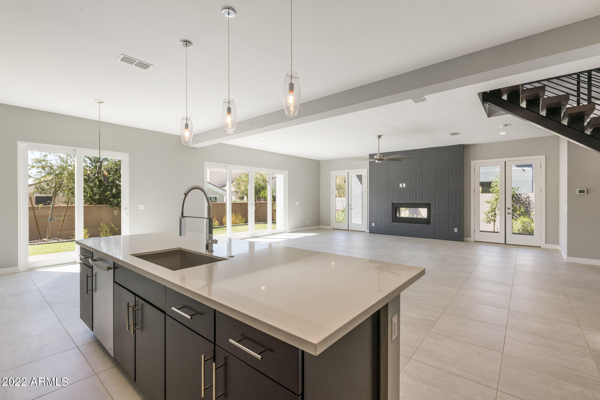 2936 S SANDSTONE Court