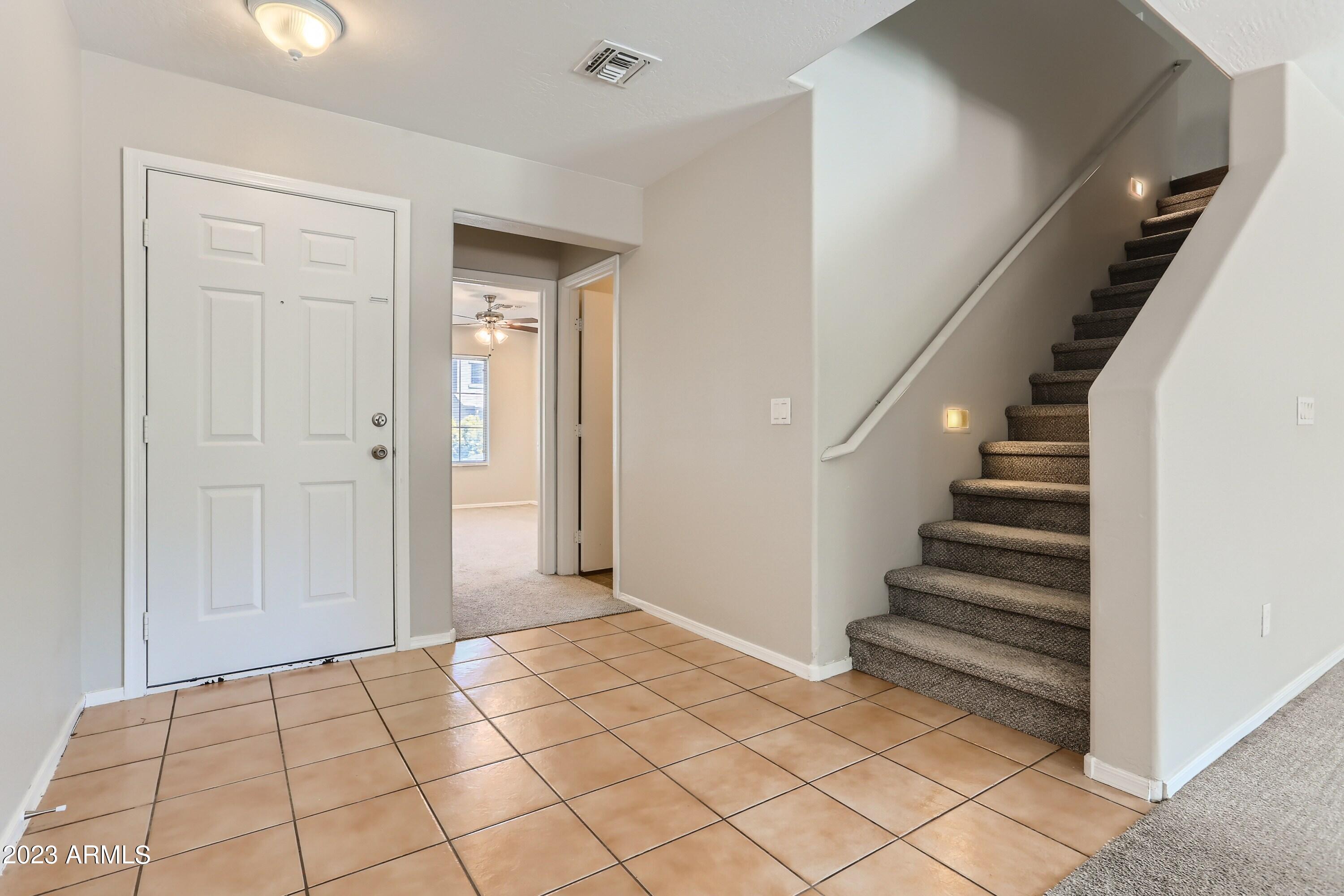 505 E CHRISTOPHER Street