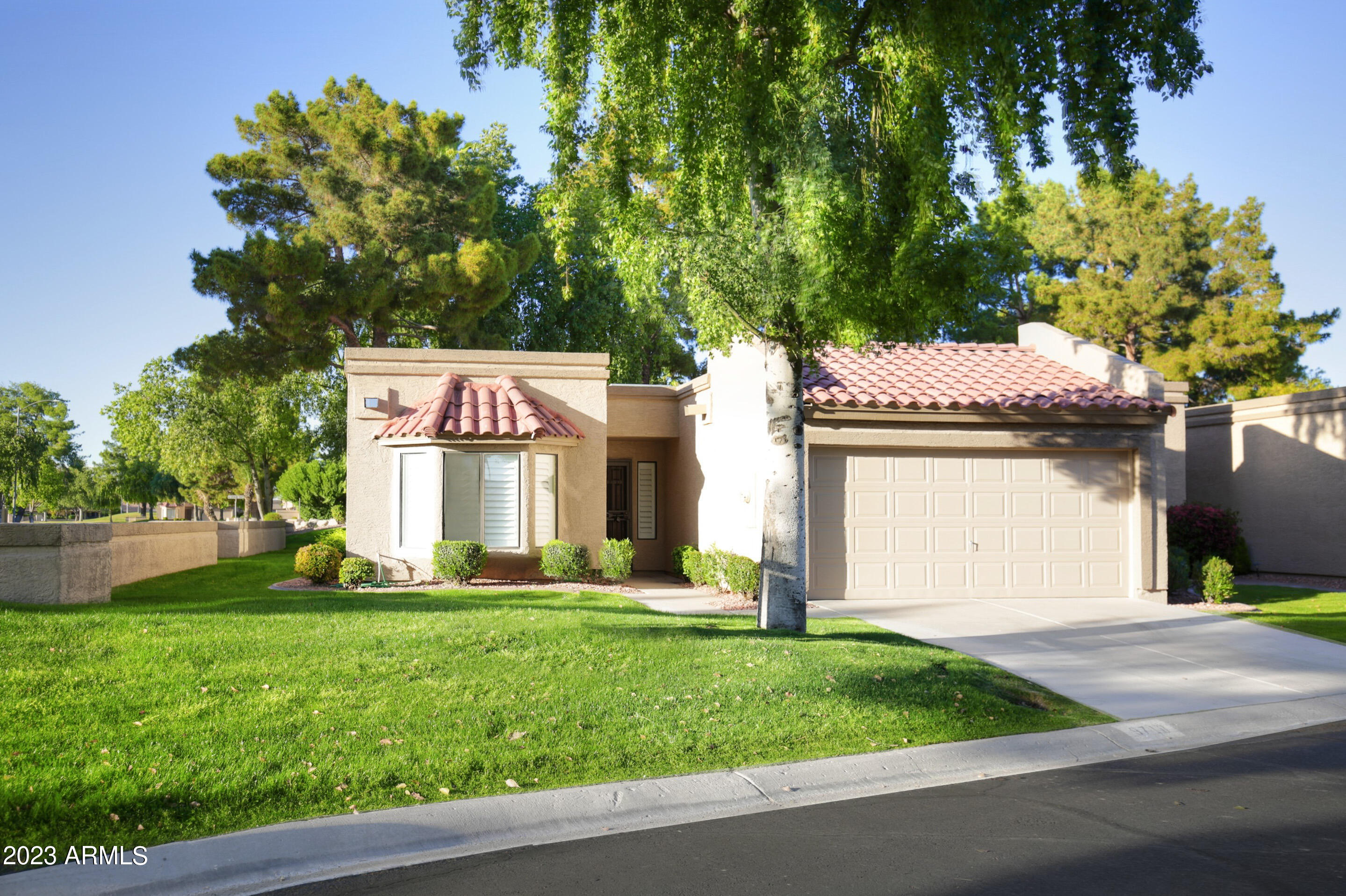 9718 W RIMROCK Drive
