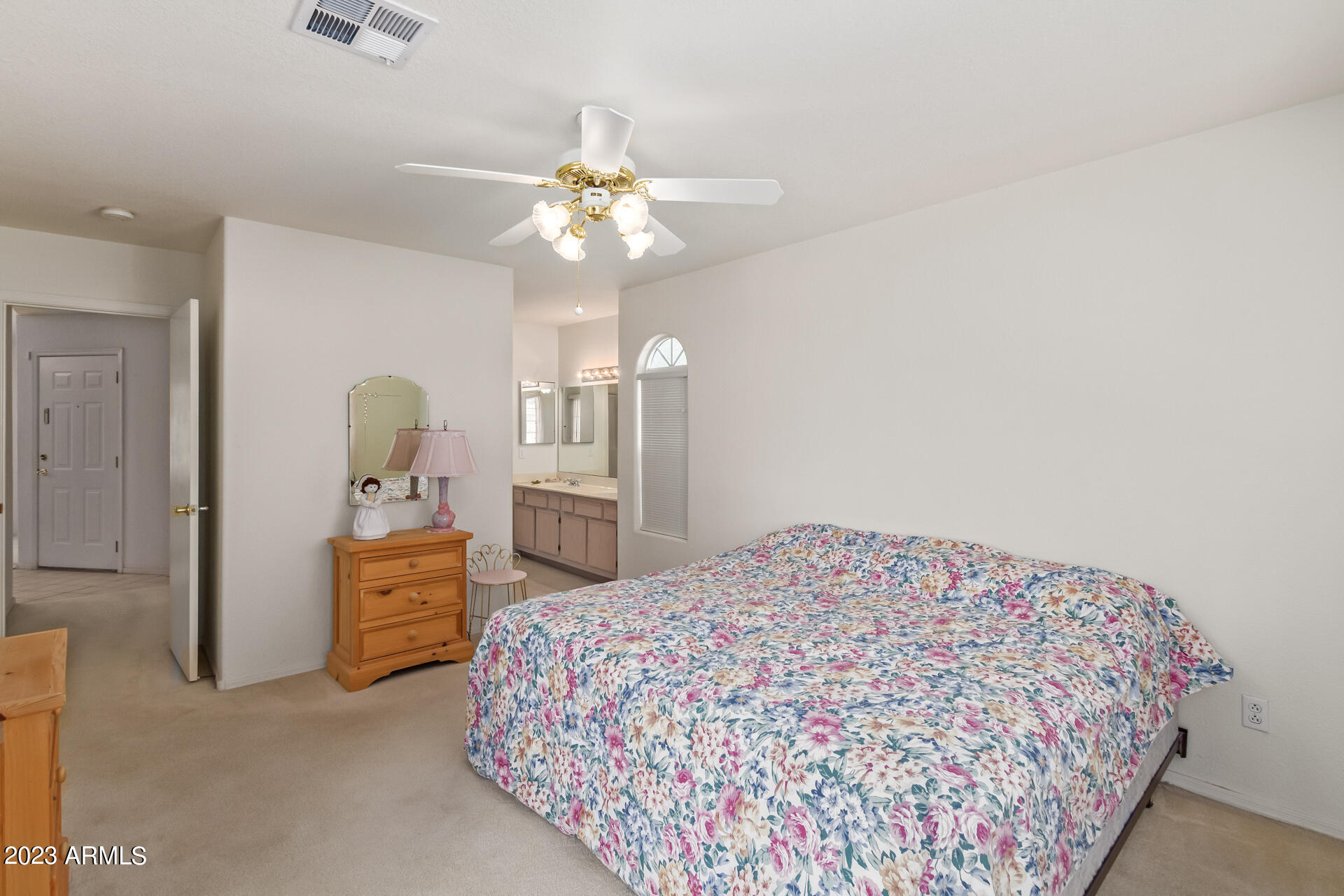 860 N MCQUEEN Road # 1196